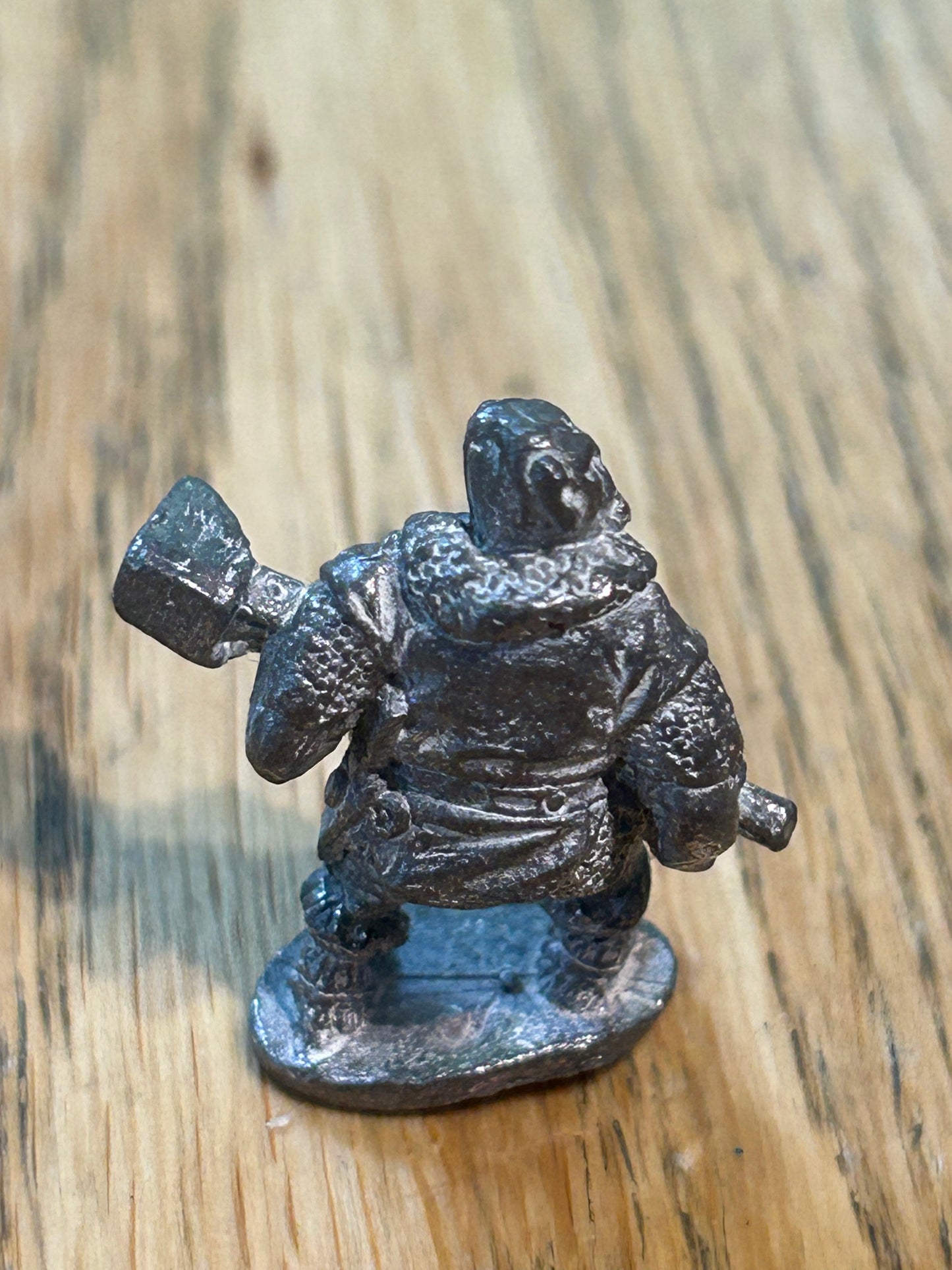 Warhammer fantasy orcs chronicle CM21A
Orc w. Two-handed weapon