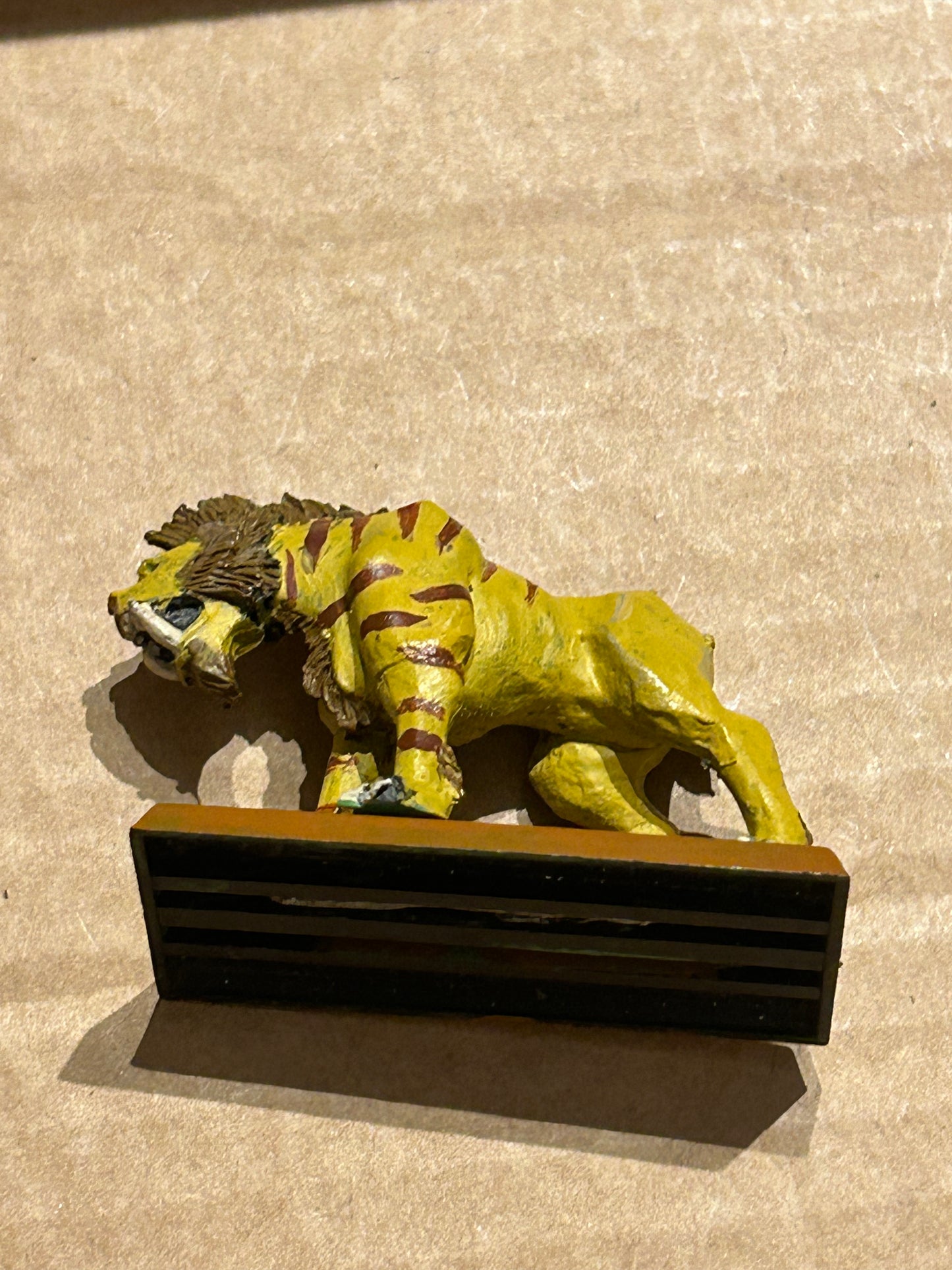 - ogre icebrow hunter with one sabretusk warhammer fantasy metal