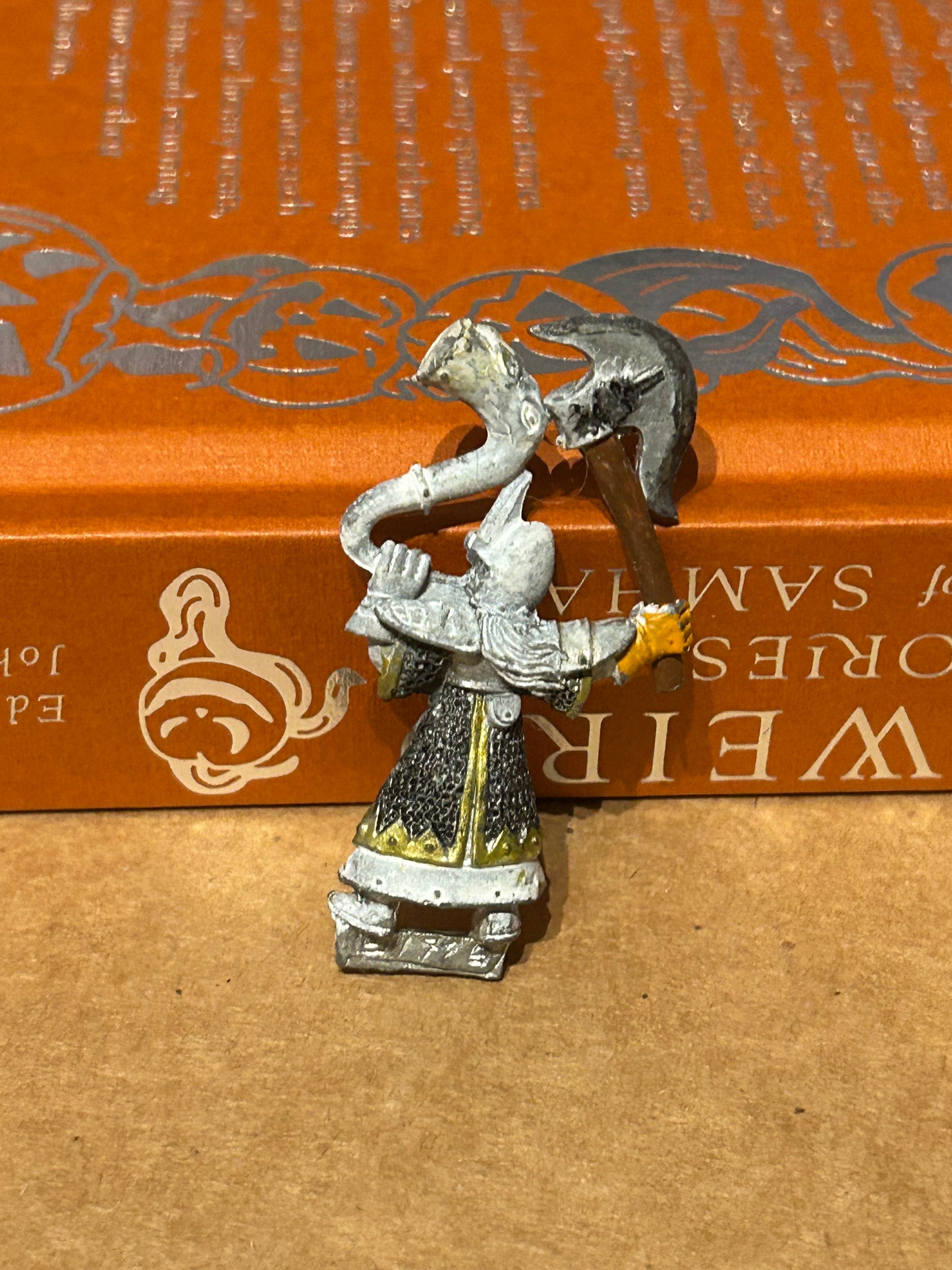 Warhammer fantasy dark elves Command group musician horn blower