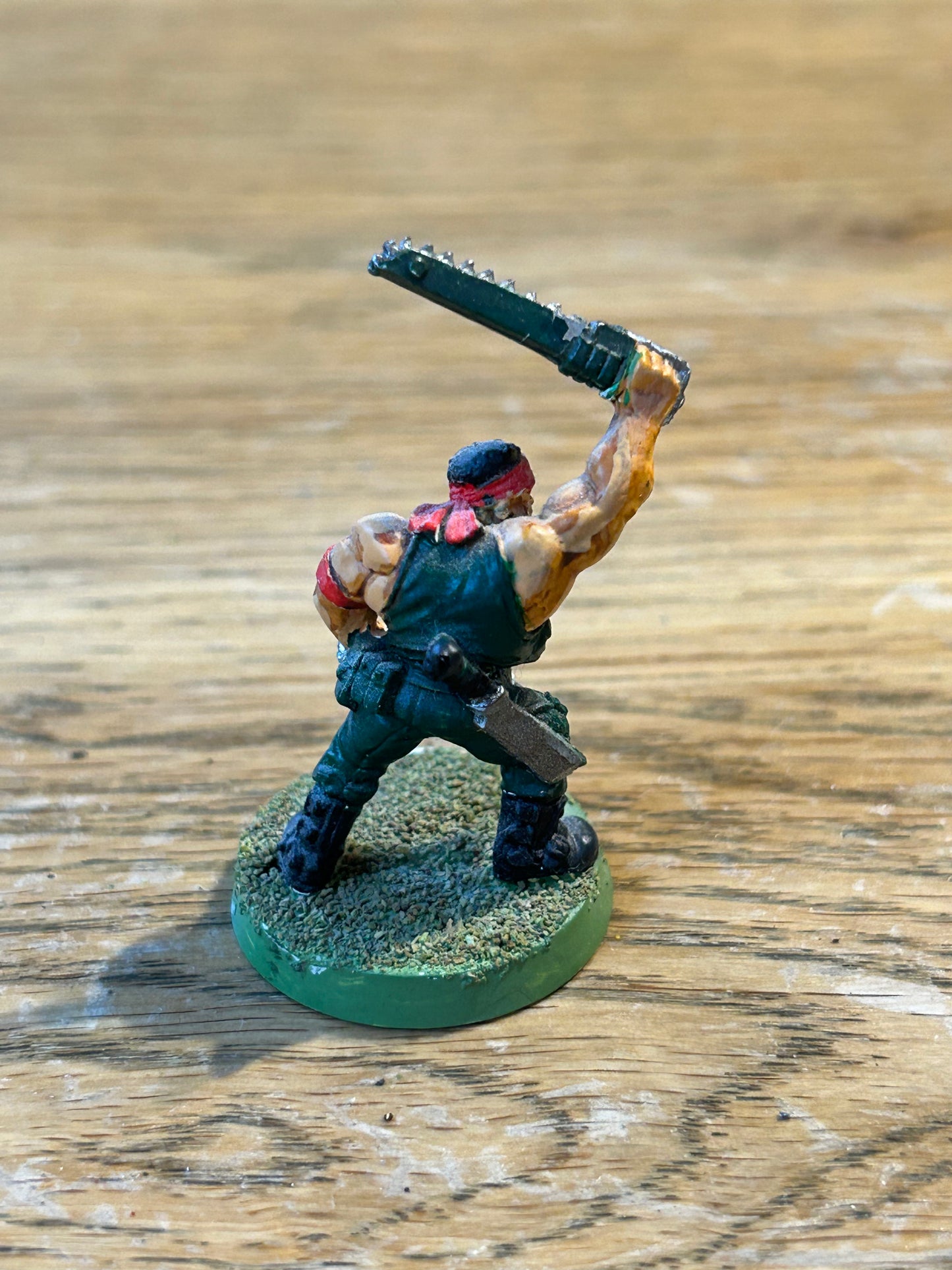 Catachan Jungle Fighter Sergeant w Laspistol & Chainsword (B) Metal Citadel 40k