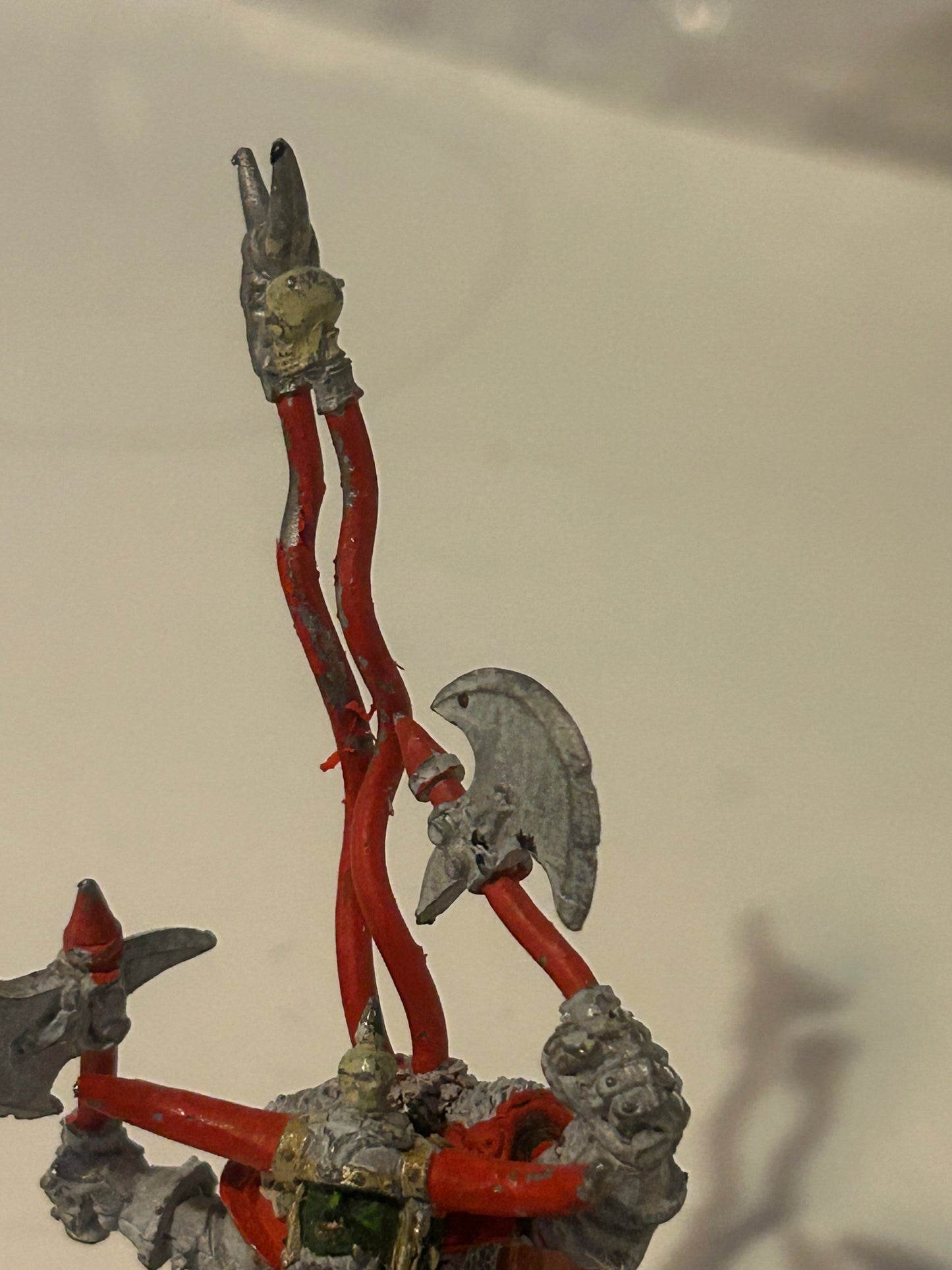 Warhammer - Orcs & Goblins - Classic Metal Morglum Necksnapper (banners are bent and boar has no tail)