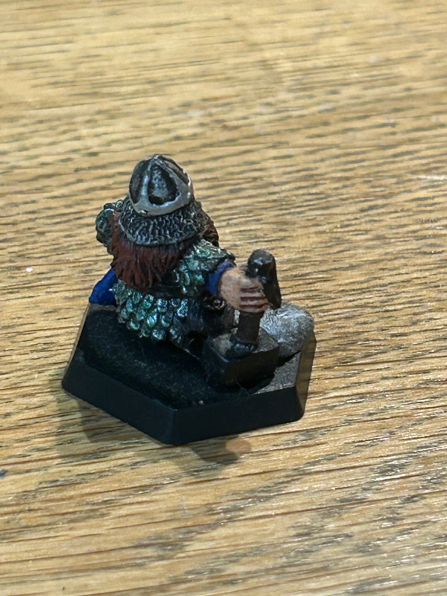 Warhammer Fantasy Norse Dwarf with hammer