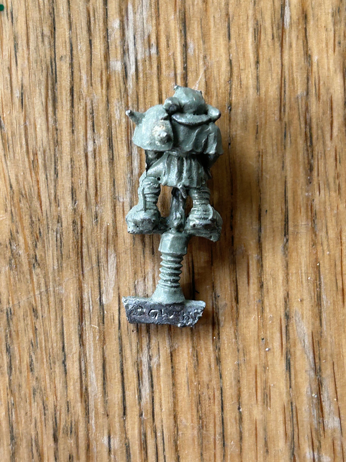 Warhammer Blood Bowl Goblin Pogo Fanatic - Metal - Unpainted