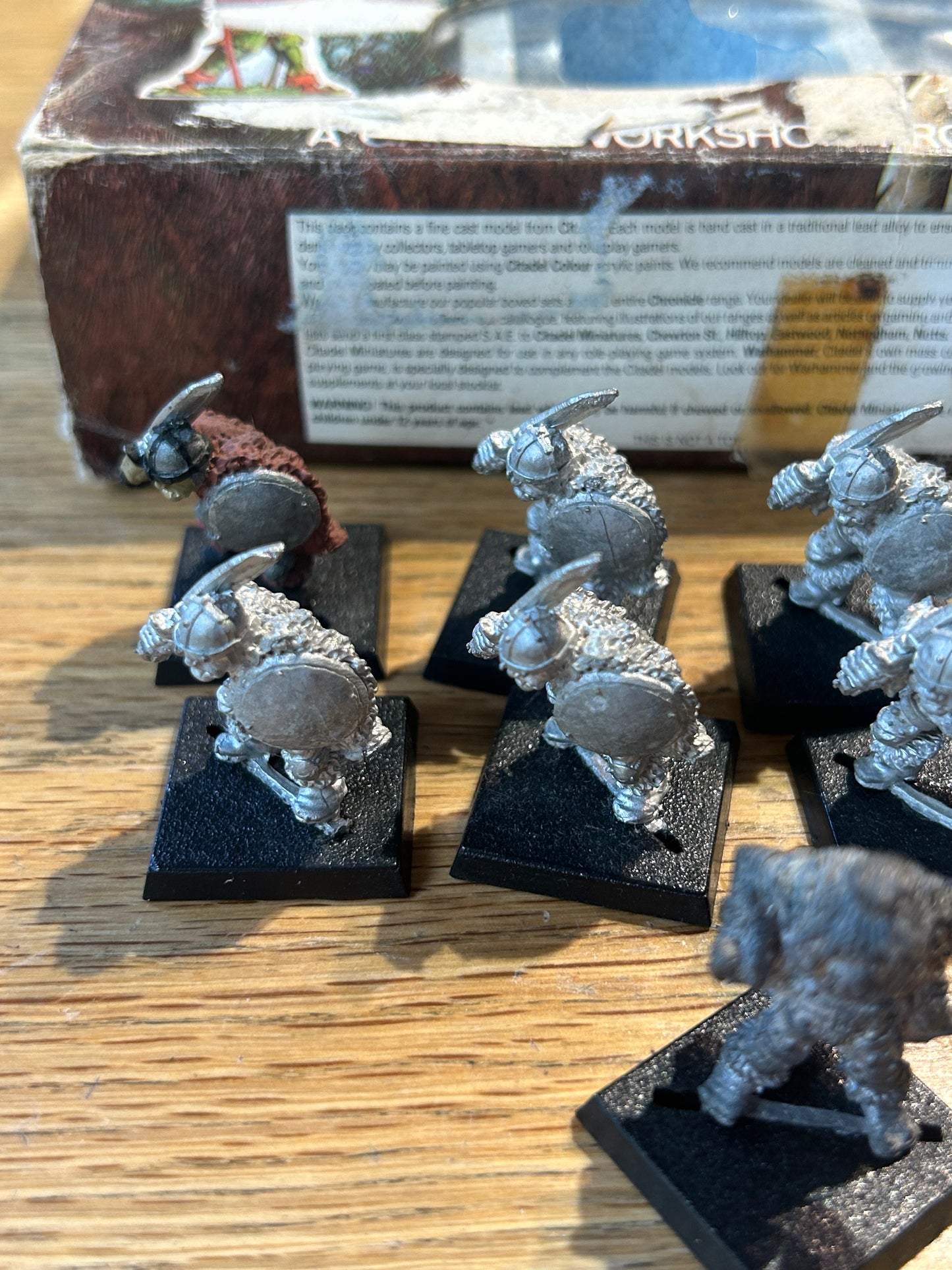 REGIMENTS OF RENOWN NO 15 box of DESPOILING HOBGOBLINS OF THE DARK LANDS (8 troopers and leader)