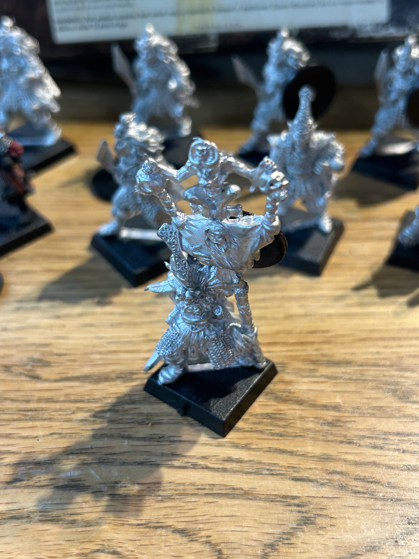 Games Workshop Warhammer Regiments Of Renown RR4 Mengil Manhide's Dark Elves (6 witch elves and 2 troopers and standard bearer)