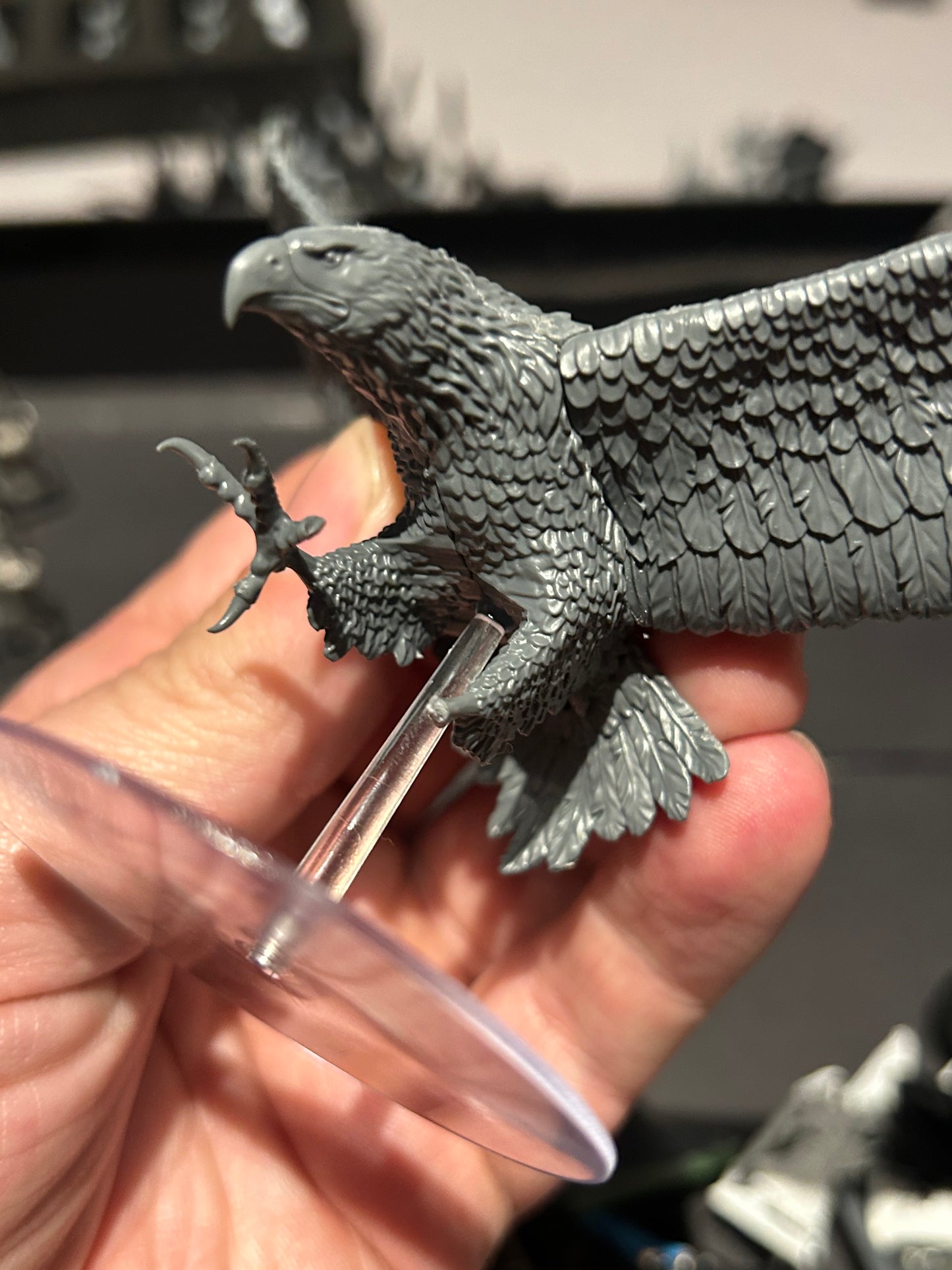 Warhammer fantasy wood elf or high elf giant eagle (missing a foot)