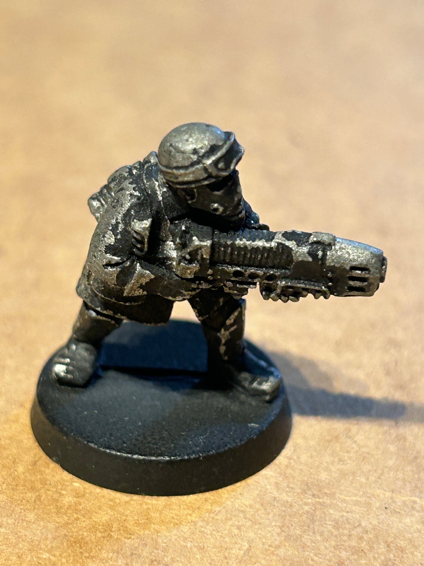Citadel Warhammer classic 40K Imperial Guard Steel Legion plasma gun