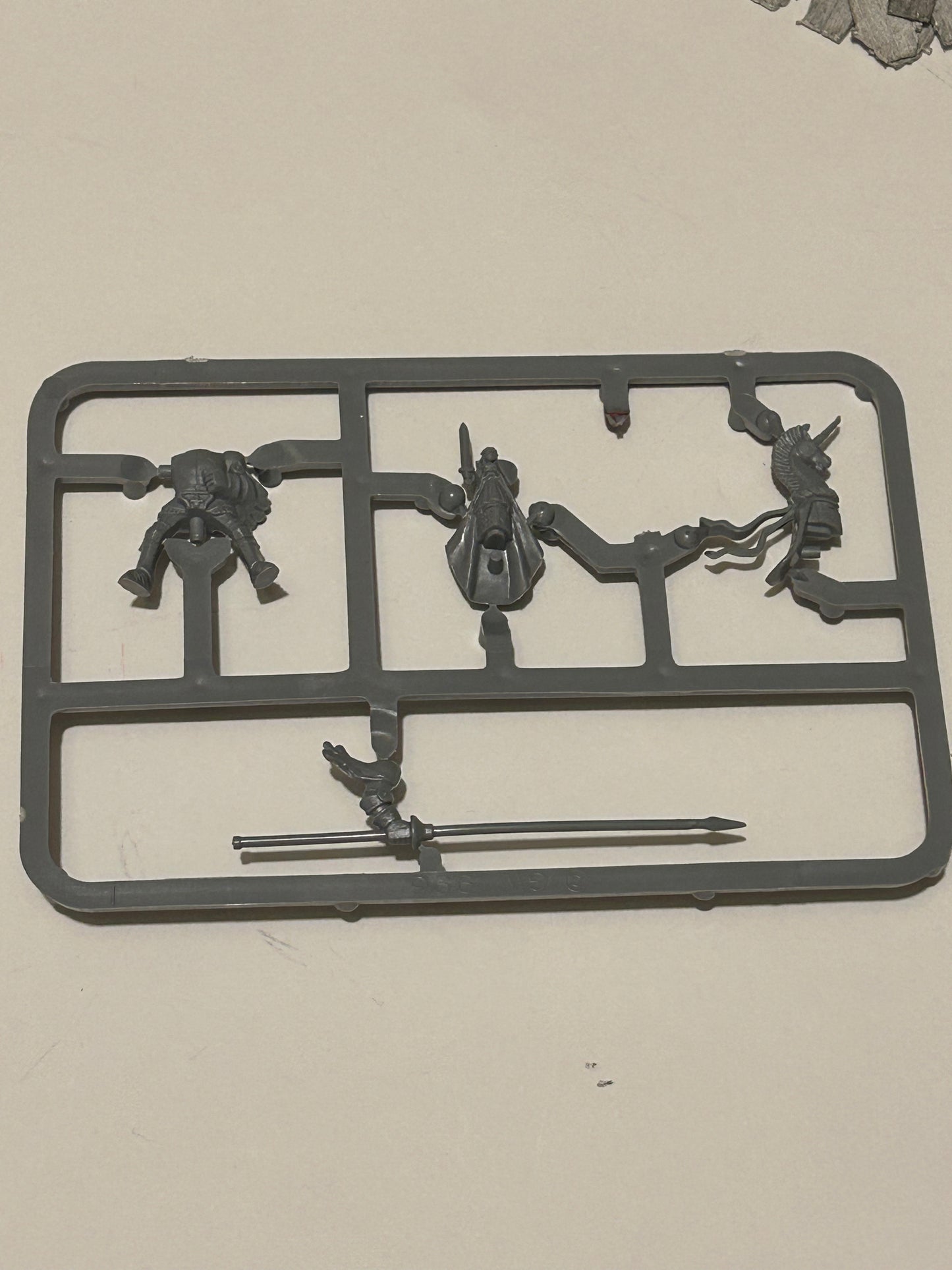 1996 Bretonnian Knight of the Realm Sprue GW Warhammer Fantasy Oldhammer (2 of this one available)