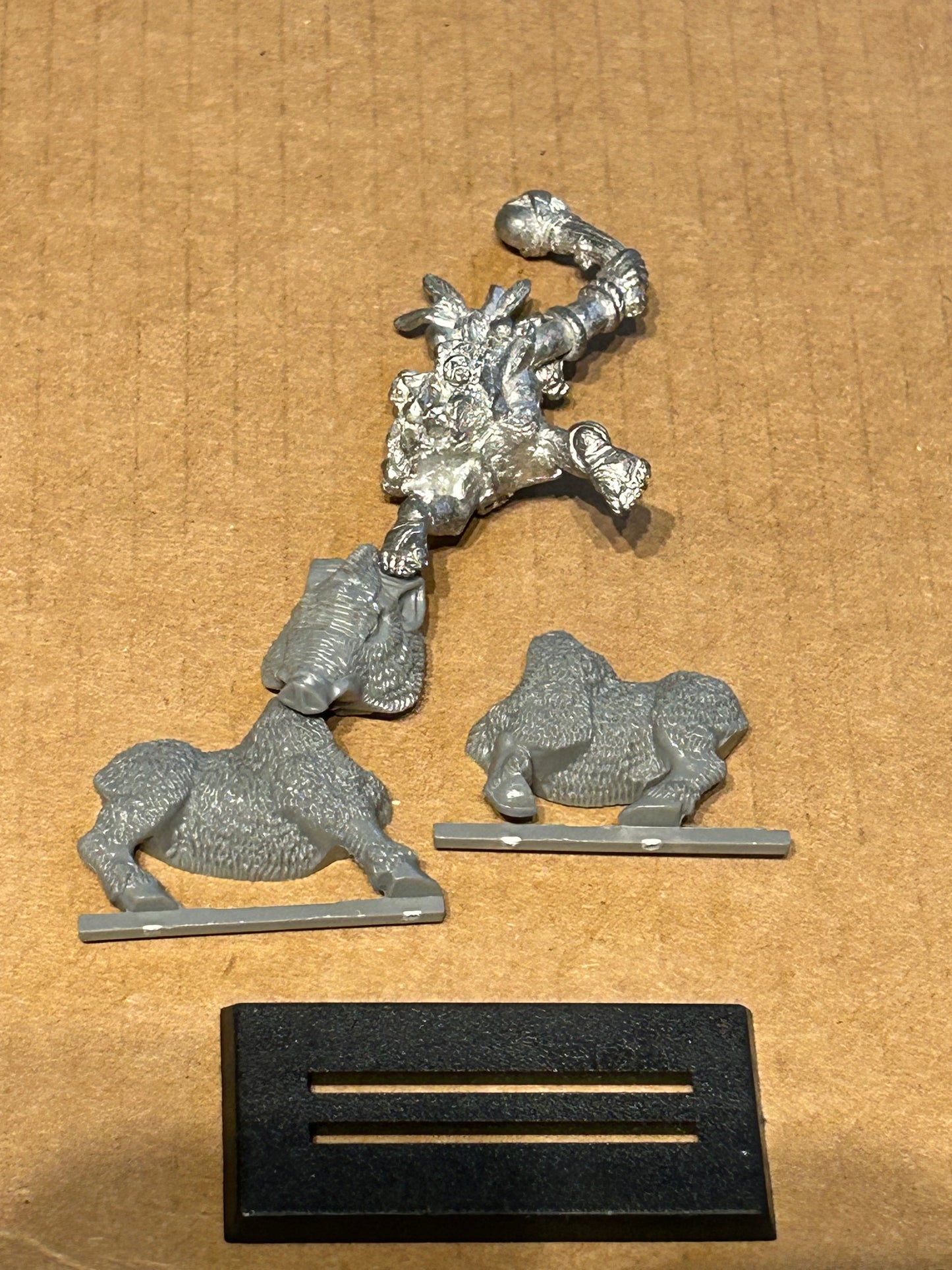 Warhammer Fantasy Battles Old World Savage Orc Boar Boyz Boss Games Workshop