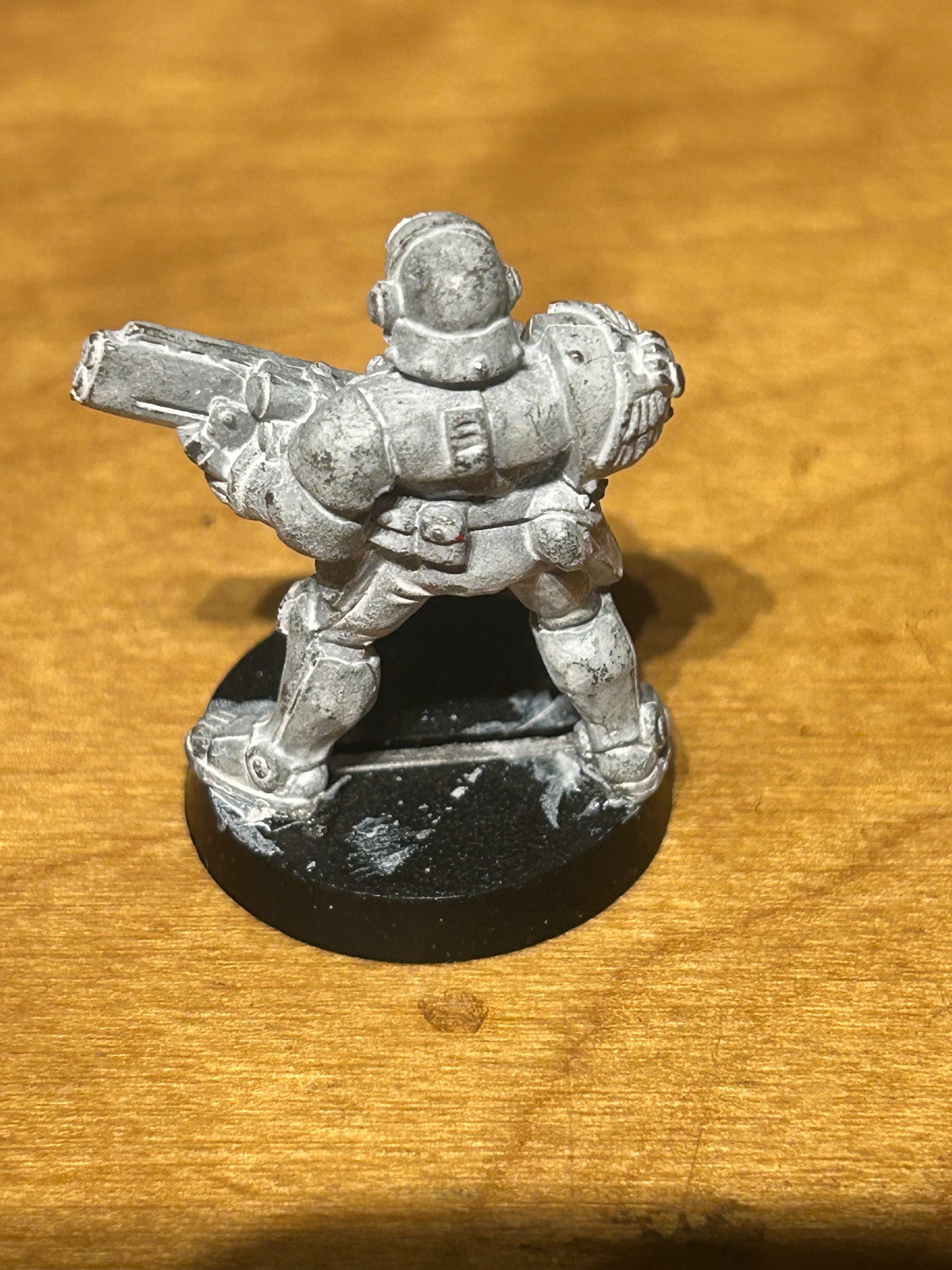 ADEPTUS ARBITES w shotgun Metal Imperial Guard Army Warhammer 40K 1992