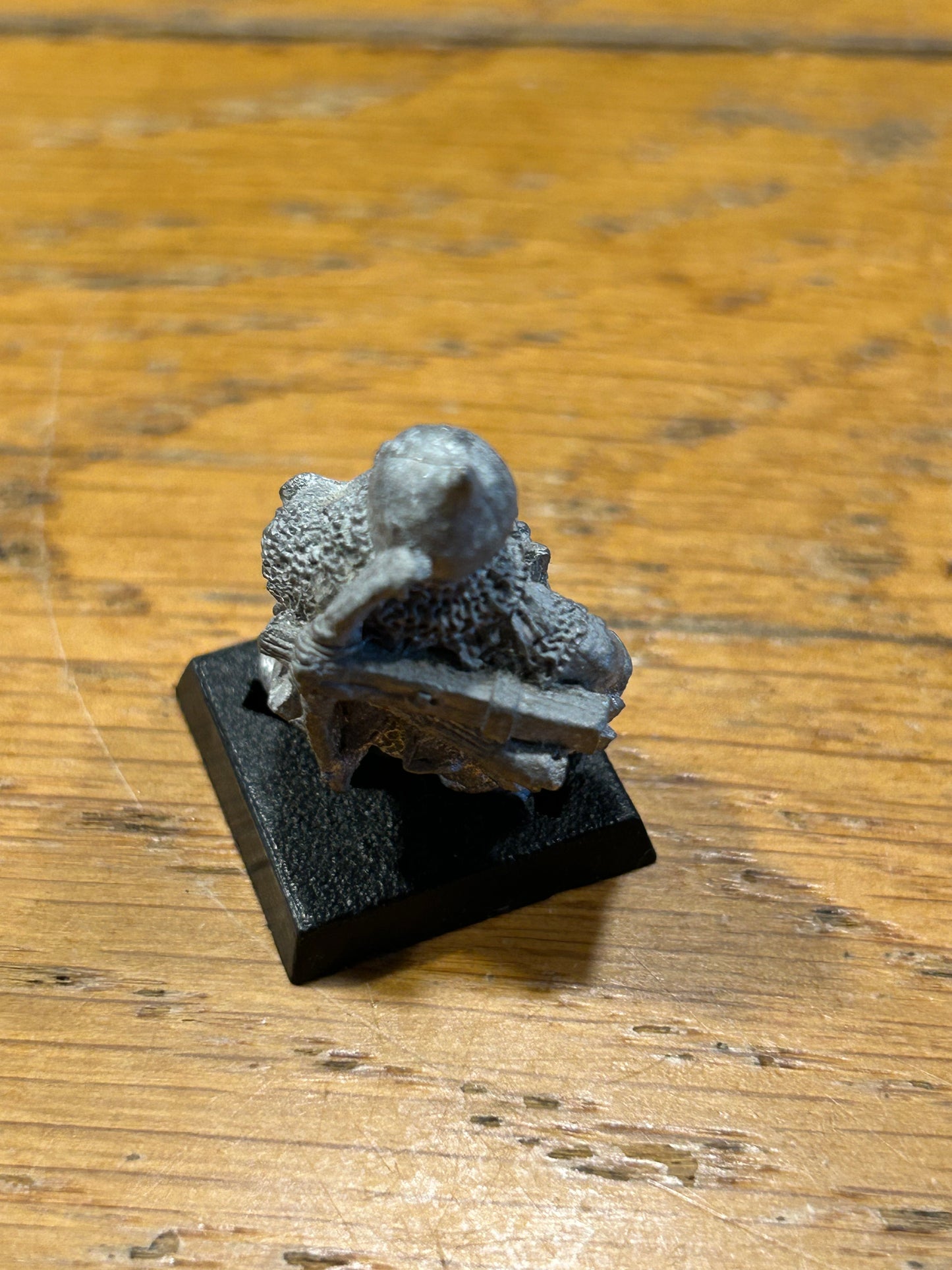 Warhammer fantasy dwarfs bugman’s rangers dwarf trooper (metal has darkened)