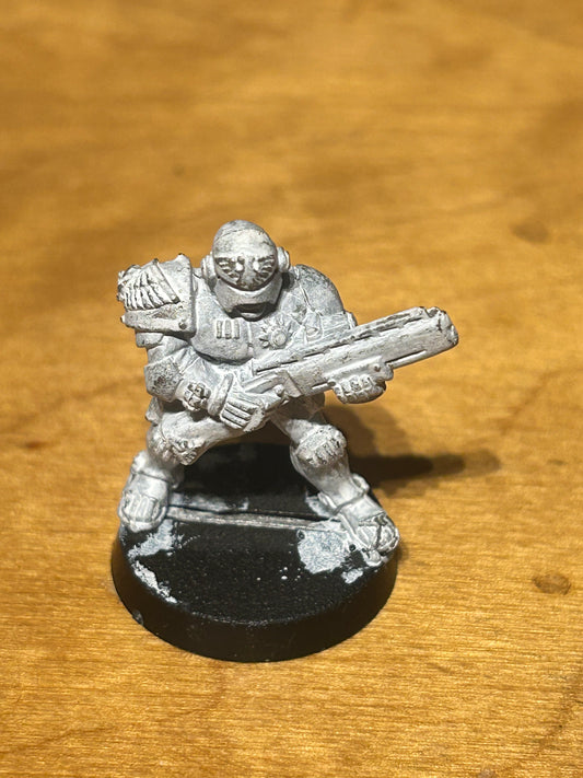ADEPTUS ARBITES w shotgun Metal Imperial Guard Army Warhammer 40K 1992