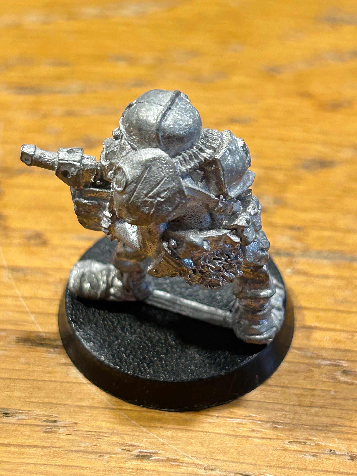 Warhammer 40k rogue trader space ork raider trooper