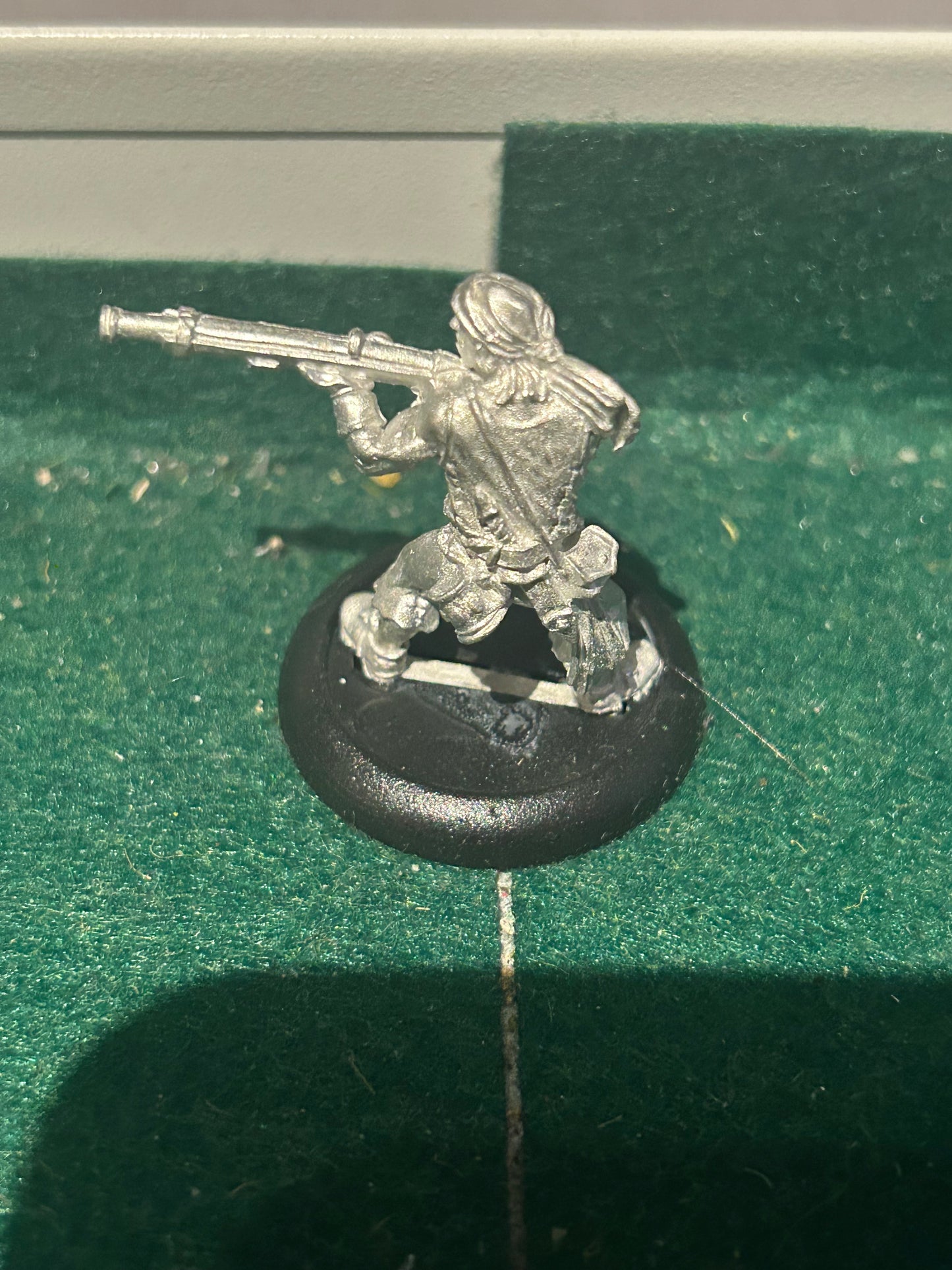 Warmachine - Mercenaries - PIP41049 - Sea Dog Rifleman (2 available)