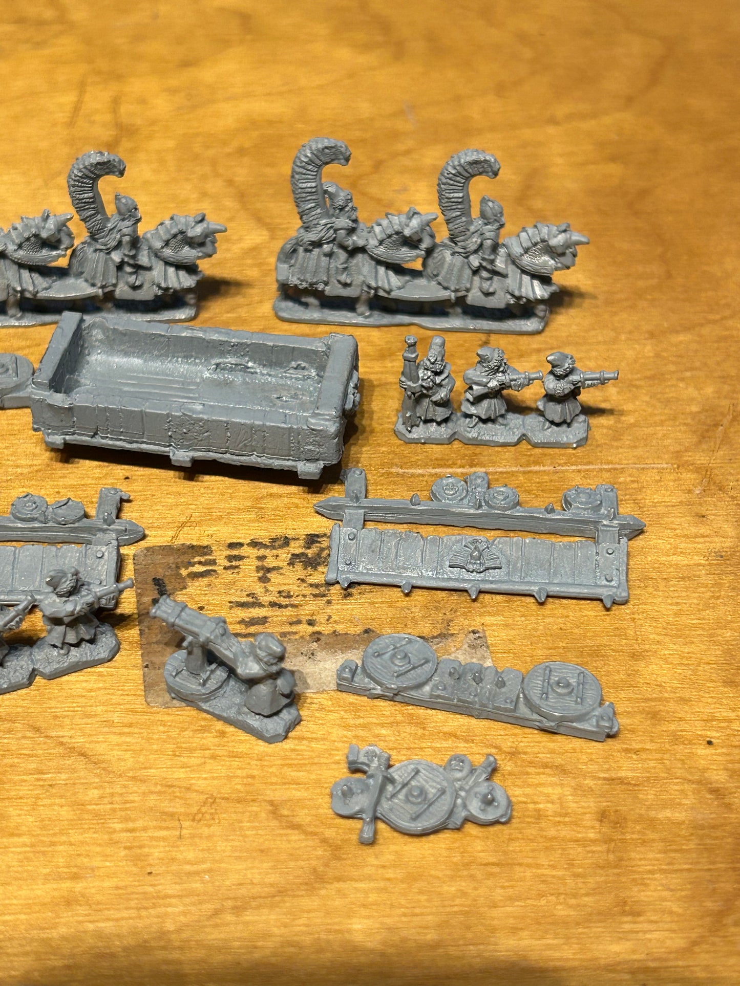 Kislev War Wagon - 10mm - Warmaster - undercoated (missing the horses without riders but includes an extra set of the horses with riders)