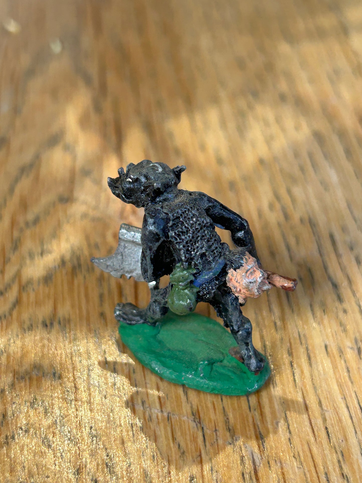 Warhammer fantasy c16 orc with advancing with axe