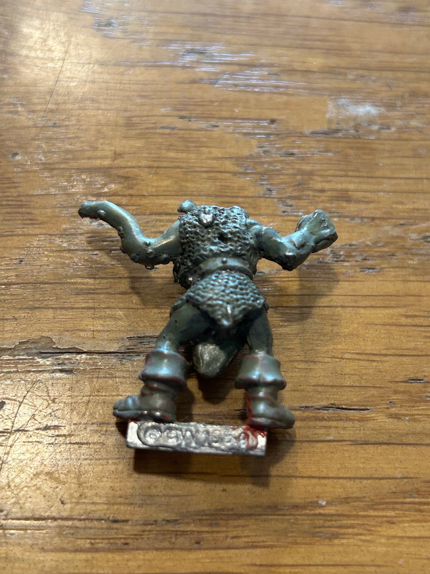Warhammer fantasy beastman of Khorne (missing his mace)