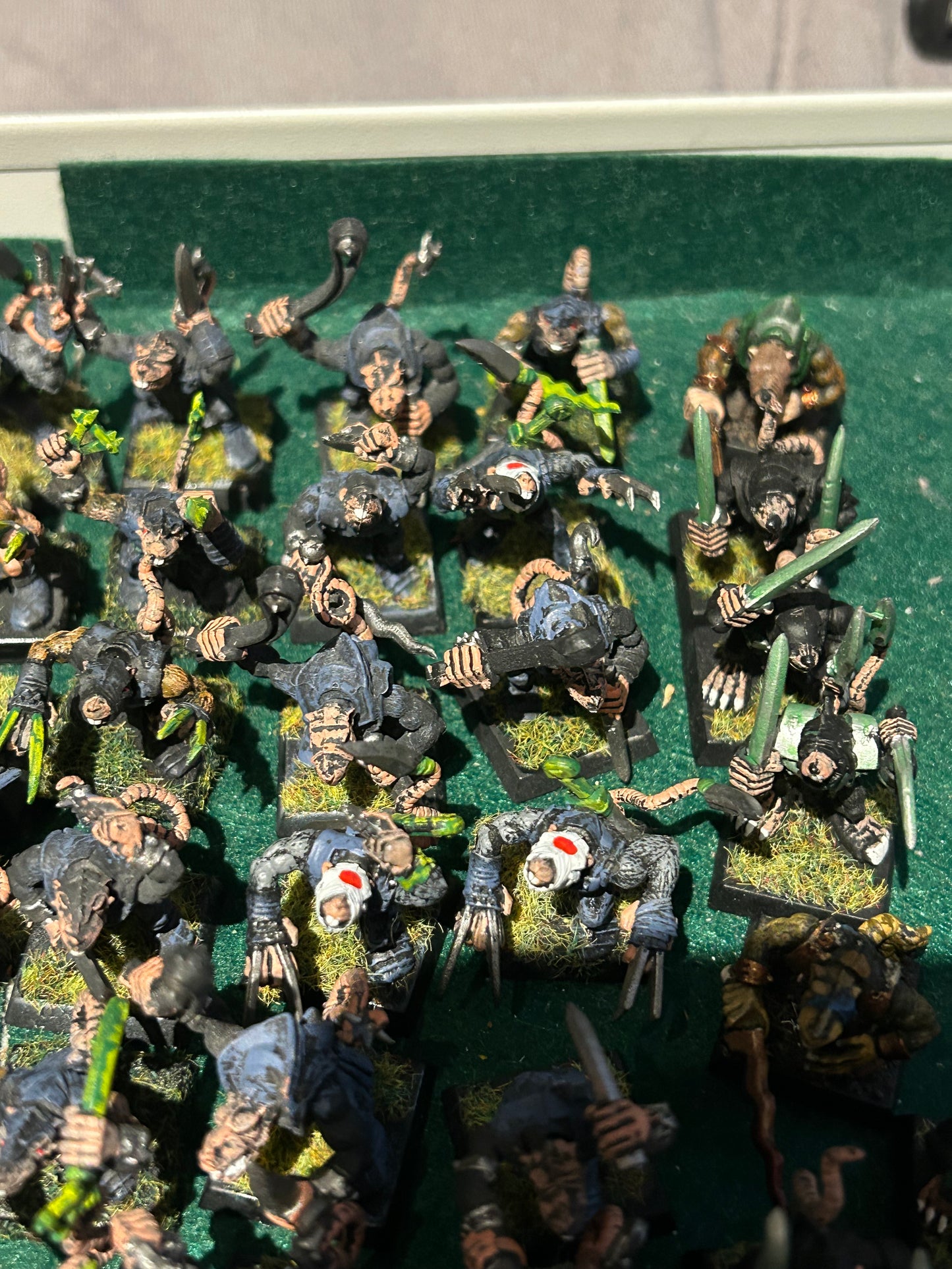 Warhammer fantasy night runner regiment (50 night runners, a couple might have clan rat bodies)