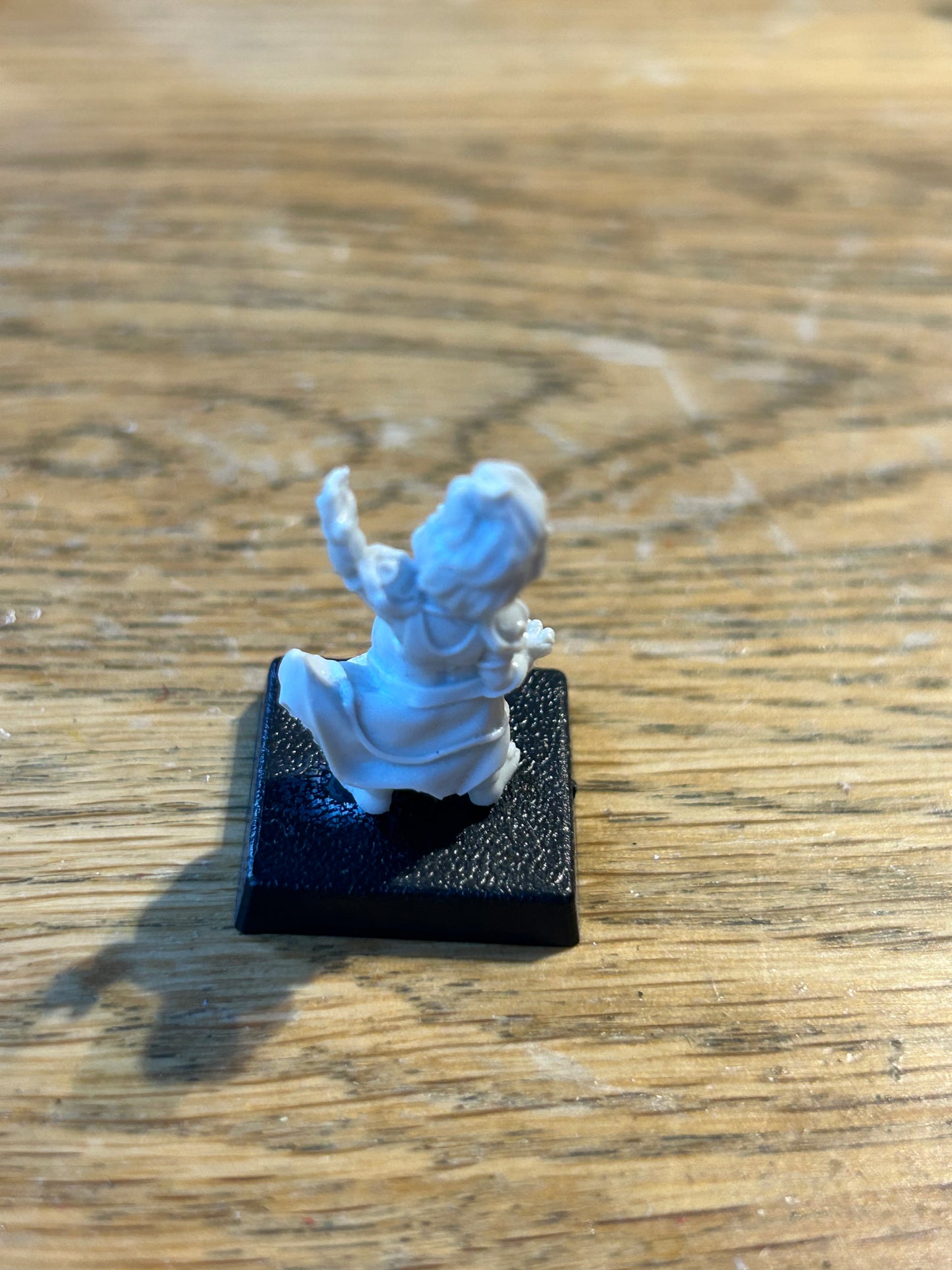 Maxi mini halfling wizard