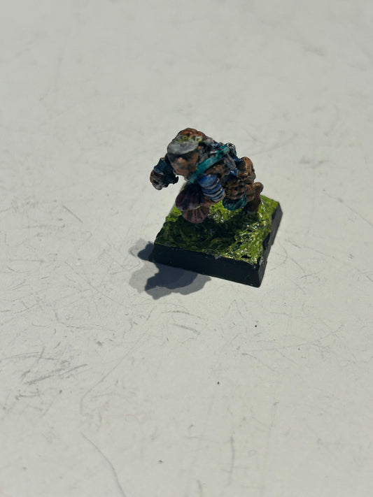 Citadel C04 Thieves Thief with Dagger C04/1a Games Workshop Warhammer Fantasy