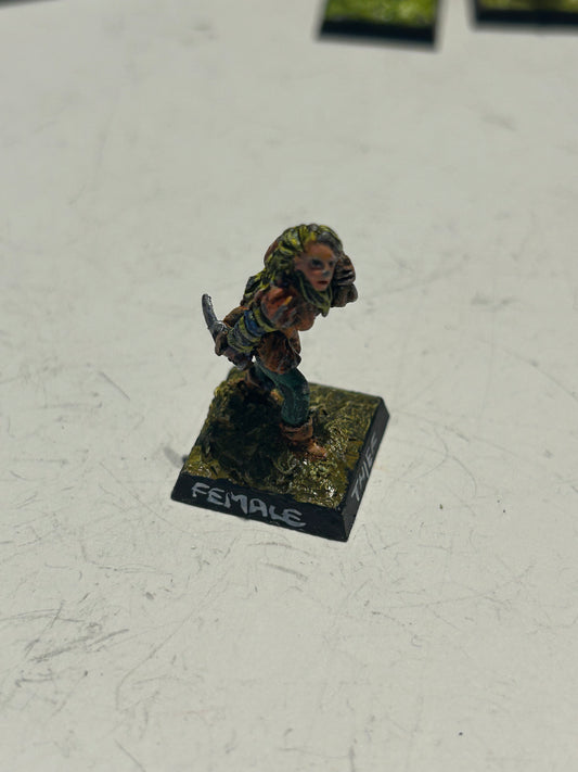 Citadel GW Warhammer metal 80s Fantasy Adventurers FA17 Female Thief #1 empire