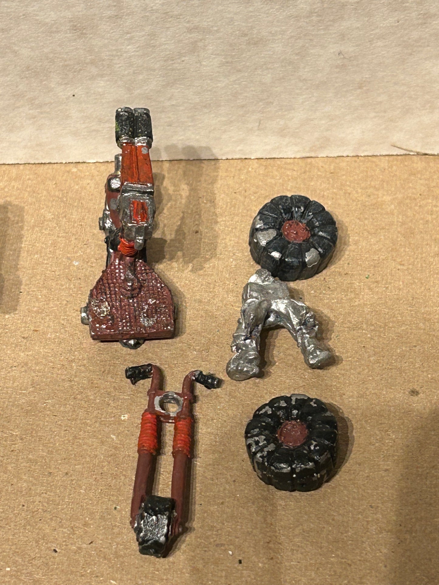 CITADEL WARHAMMER 40K OOP 1980s SQUAT HEAVY TRIKE BIKER (no gunner and missing front light)