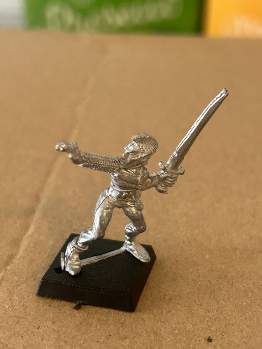 Warhammer Fantasy - Wood Elves - ELF5 Wood Elf Wardancer, Elrim (3 available)