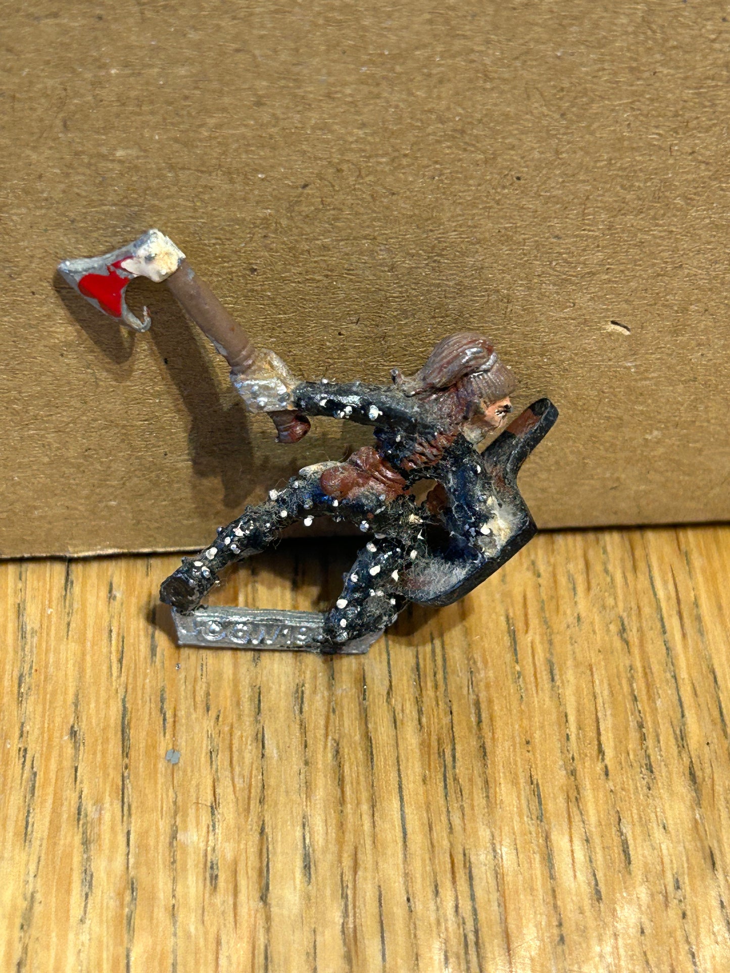 Warhammer Fantasy old world wood elf wardancer with axe