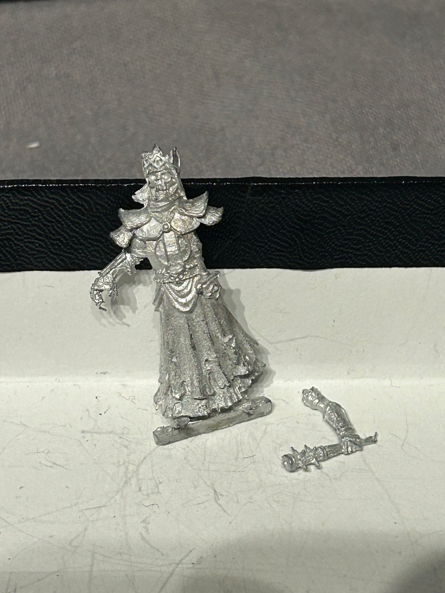Knightmare miniatures dungeon master hero character undead villain