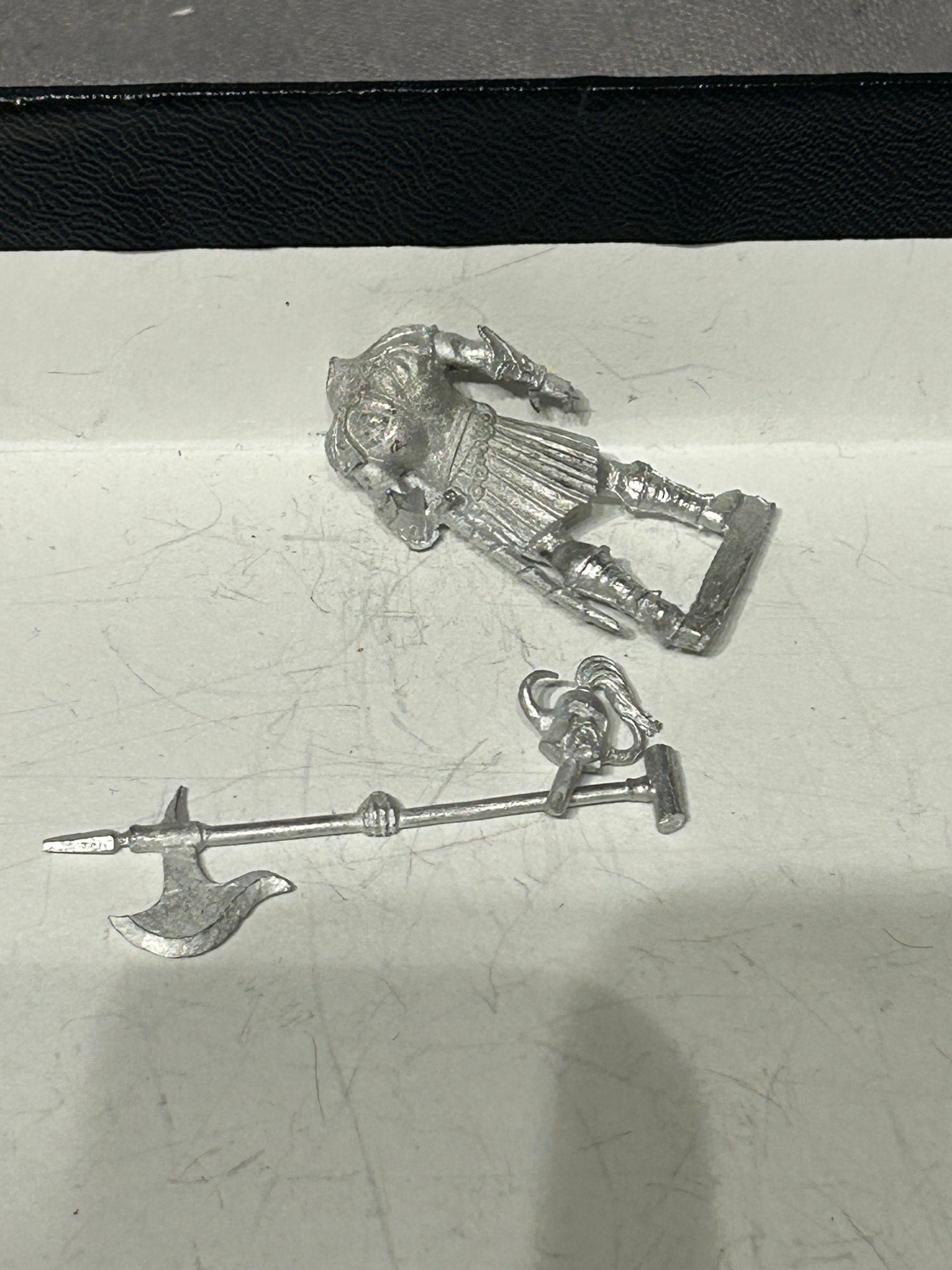 Knightmare miniatures dungeon master hero character barbarian