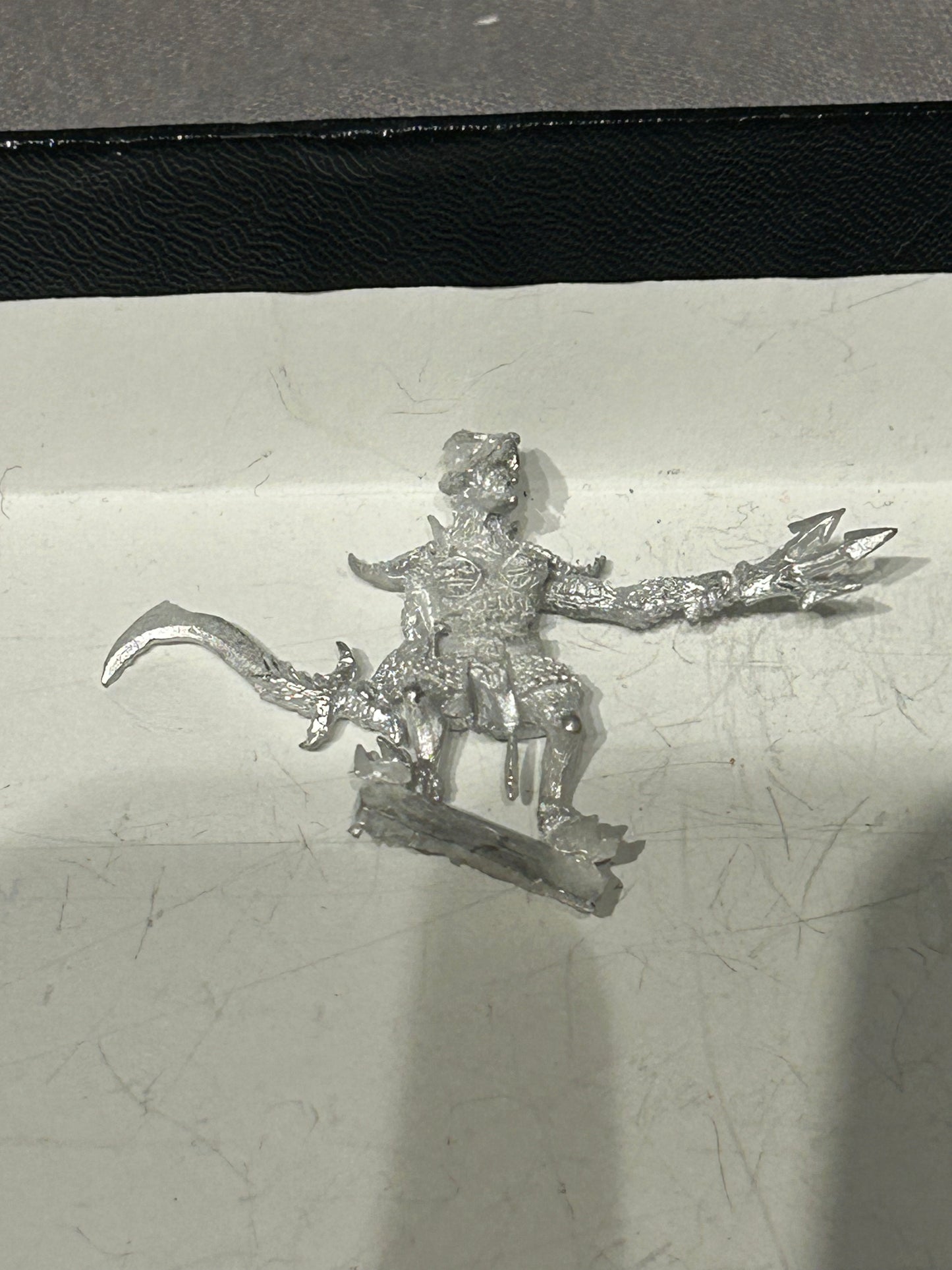 Knightmare miniatures beastman Niamh Stormcaller