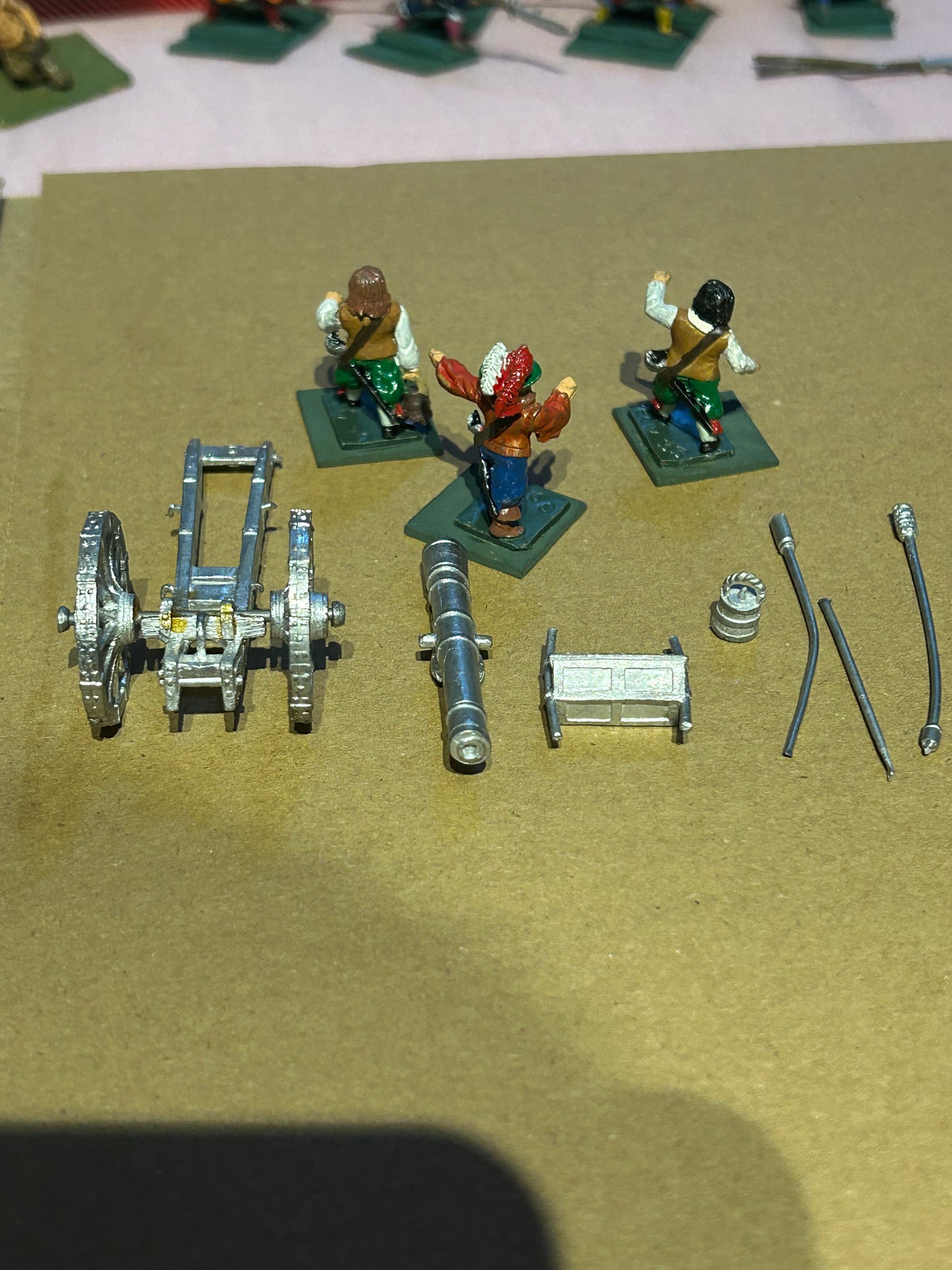 Lamming or minifigs  cavalier and Roundheads cannon and crew  historical miniatures English civil war