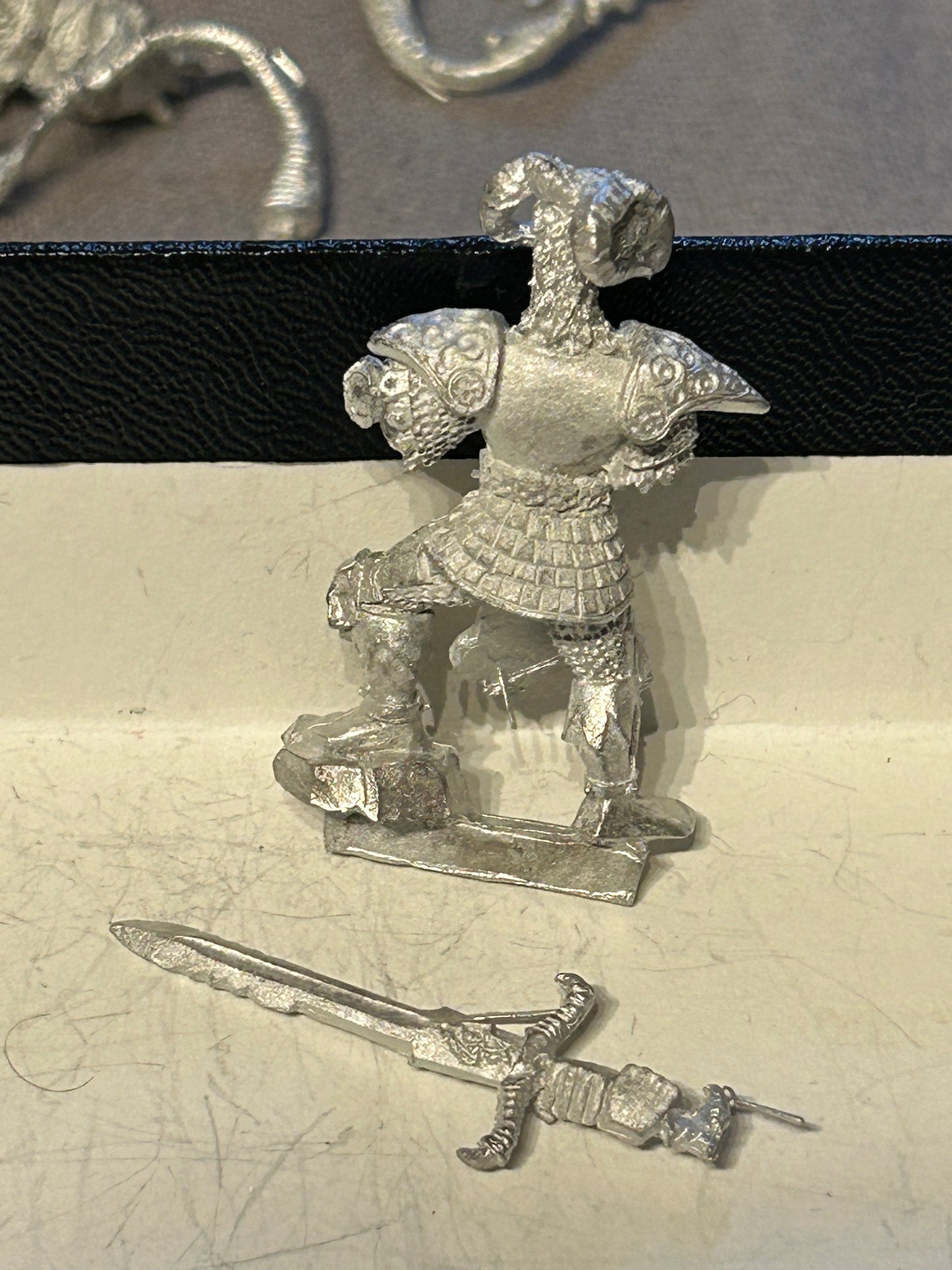 Knightmare miniatures Beastman champion