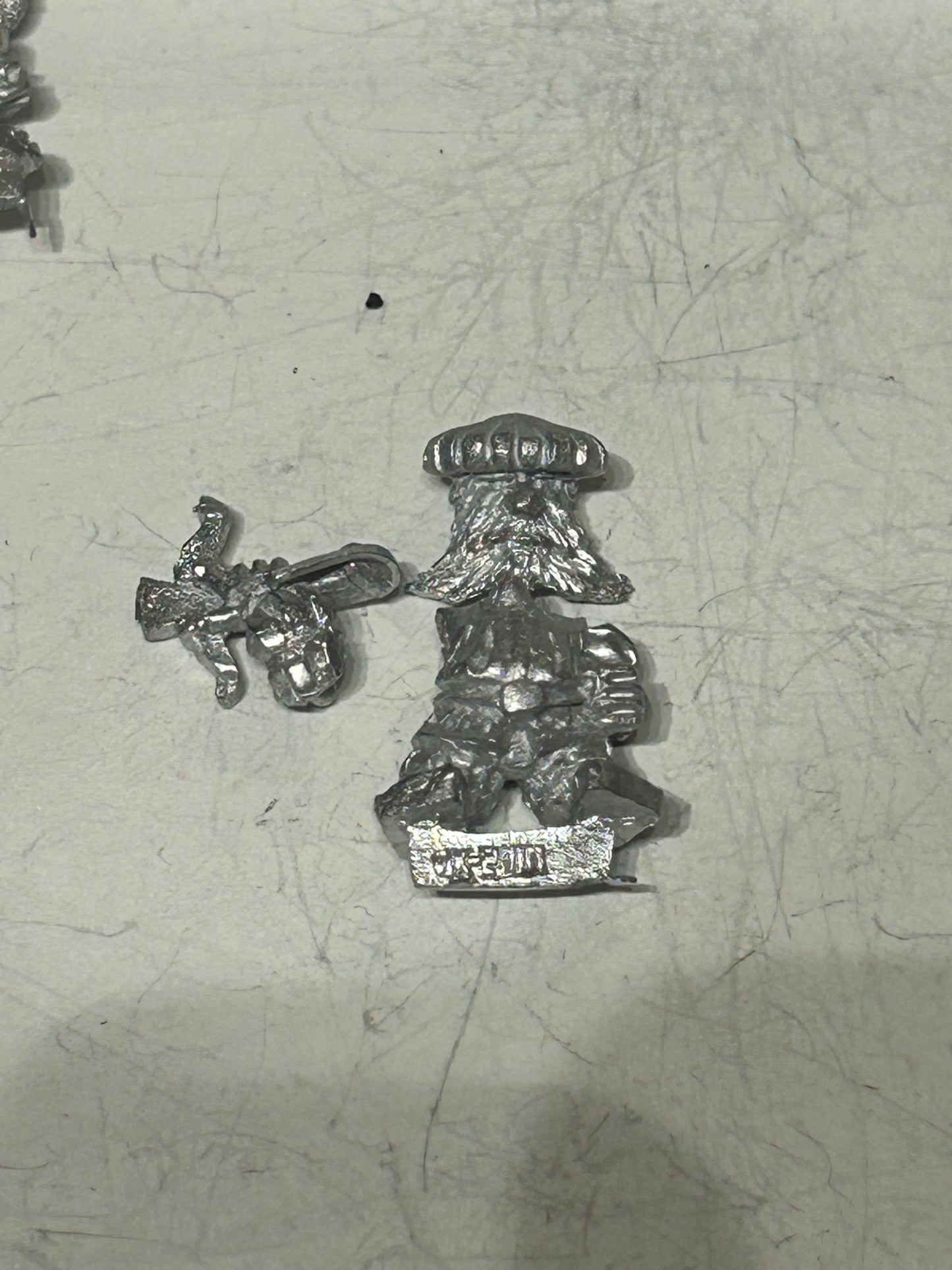 Assault group landsknecht dwarf with crossbow
