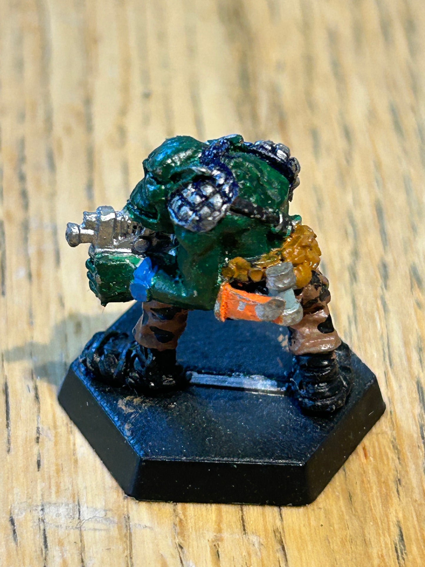 Warhammer 40k rogue trader space ork raider trooper