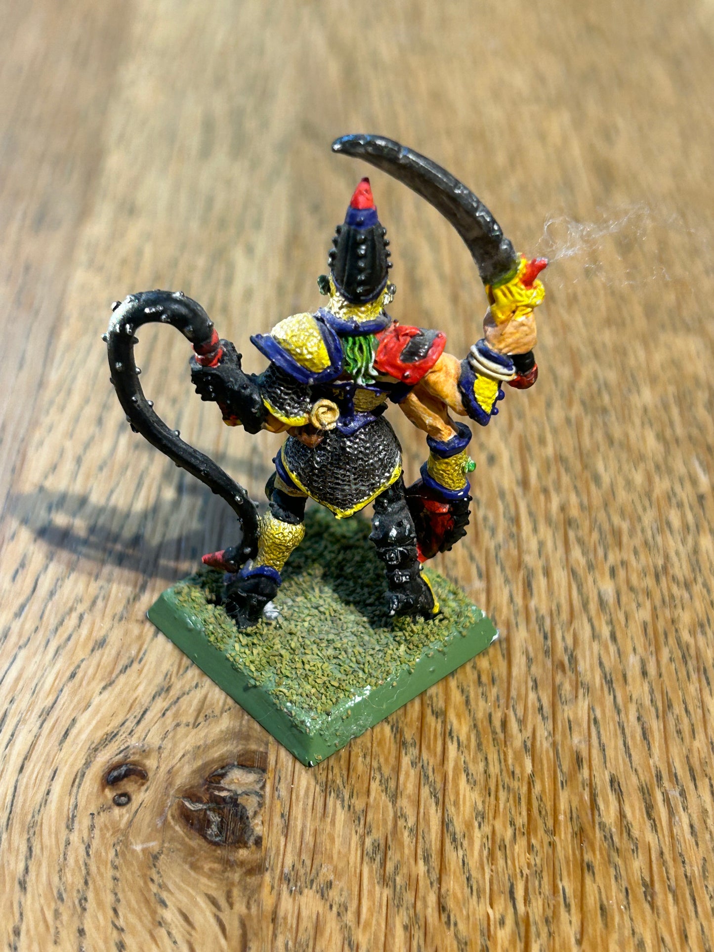 Realm of Chaos Champion of Slaanesh w/crab claw and whip warhammer fantasy metal