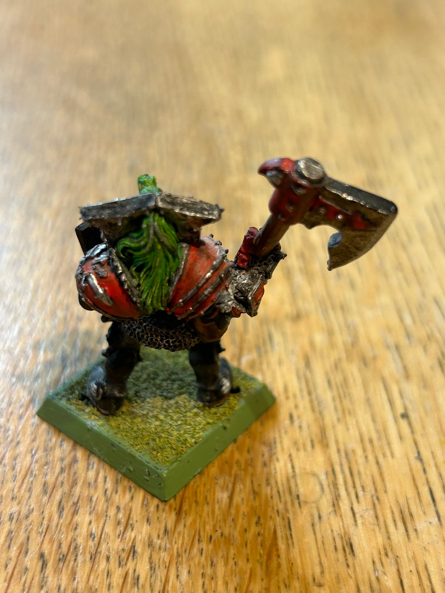 Warhammer fantasy 4th edition chaos warrior with axe