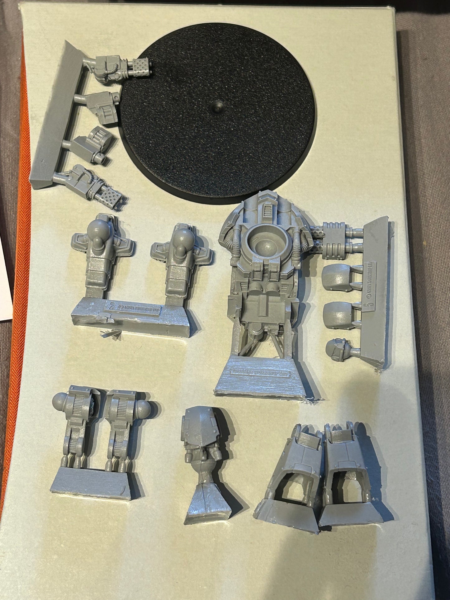 OOP Forgeworld Resin DEREDEO DREADNOUGHT WALKER CHASSIS Original and BNIB