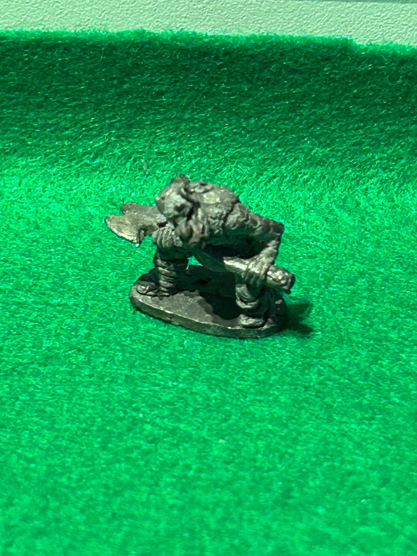 Warhammer fantasy dungeons and dragons citadel N13 kobold with axe Nick Lund