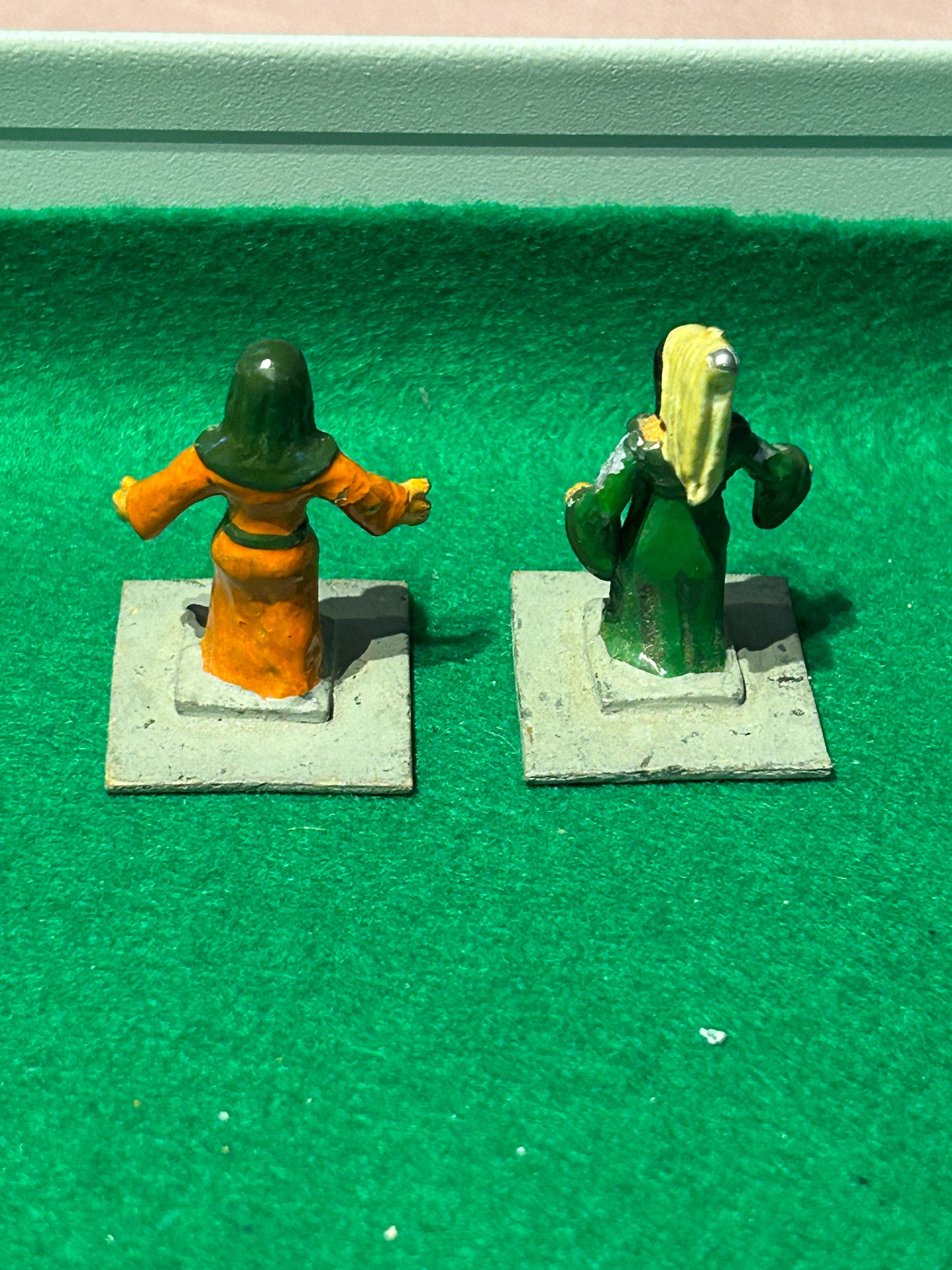Lamming miniatures princess and lady in waiting medieval 25mm