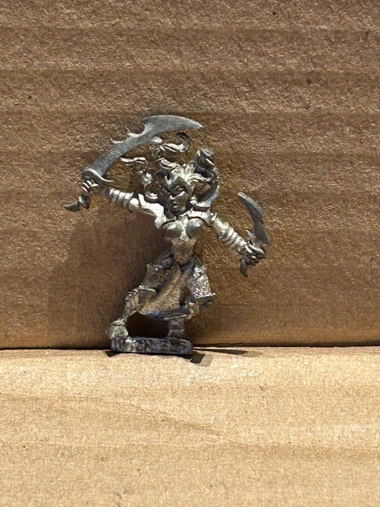Warhammer - Dark Elves WITCH elf - METAL Fantasy