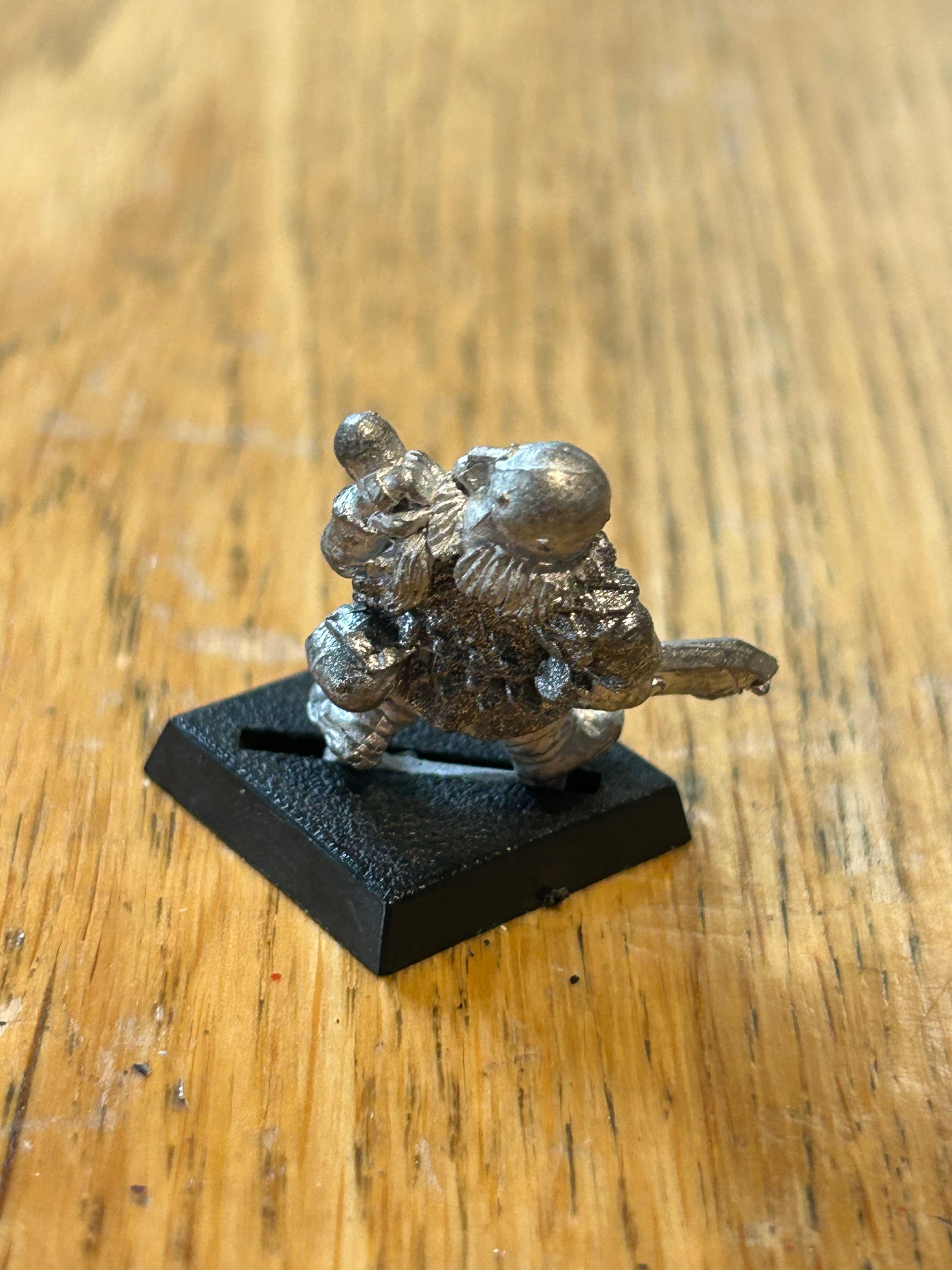 Warhammer Citadel 1985 Imperial Dwarf with sword ‘glom’