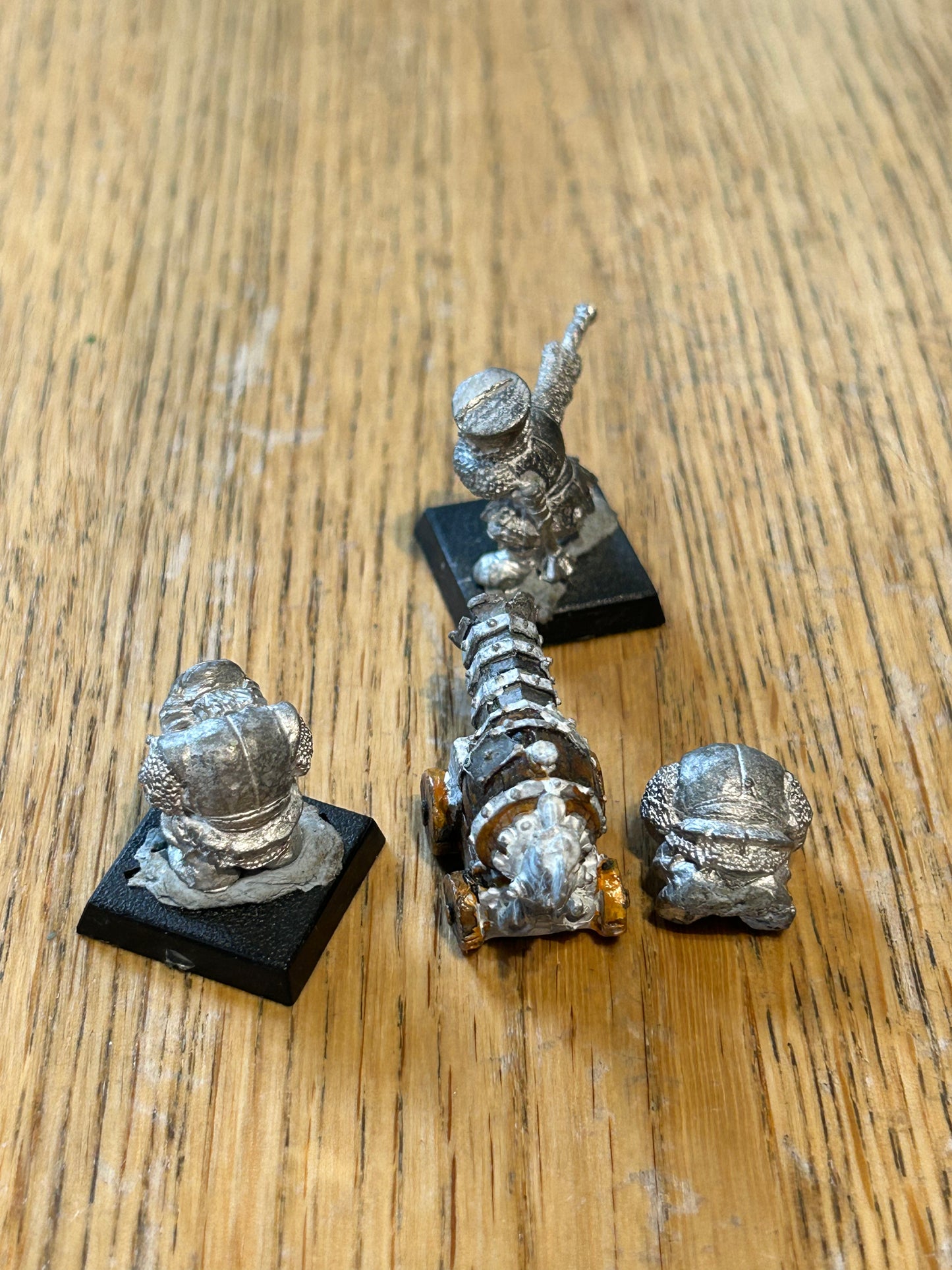 C22 Dwarf Flame Cannon Citadel Games Workshop