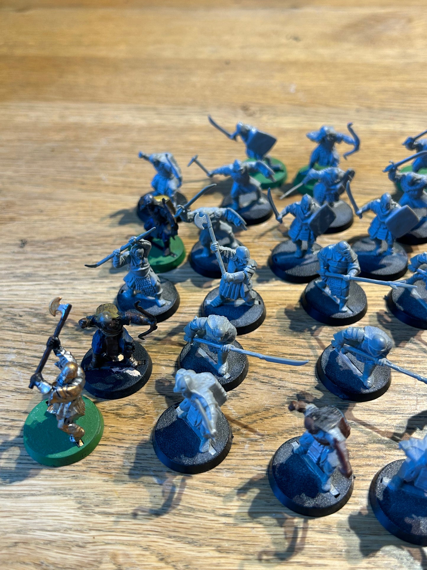 Mordor Orcs x36 (1 is missing spear base)
MESBG
