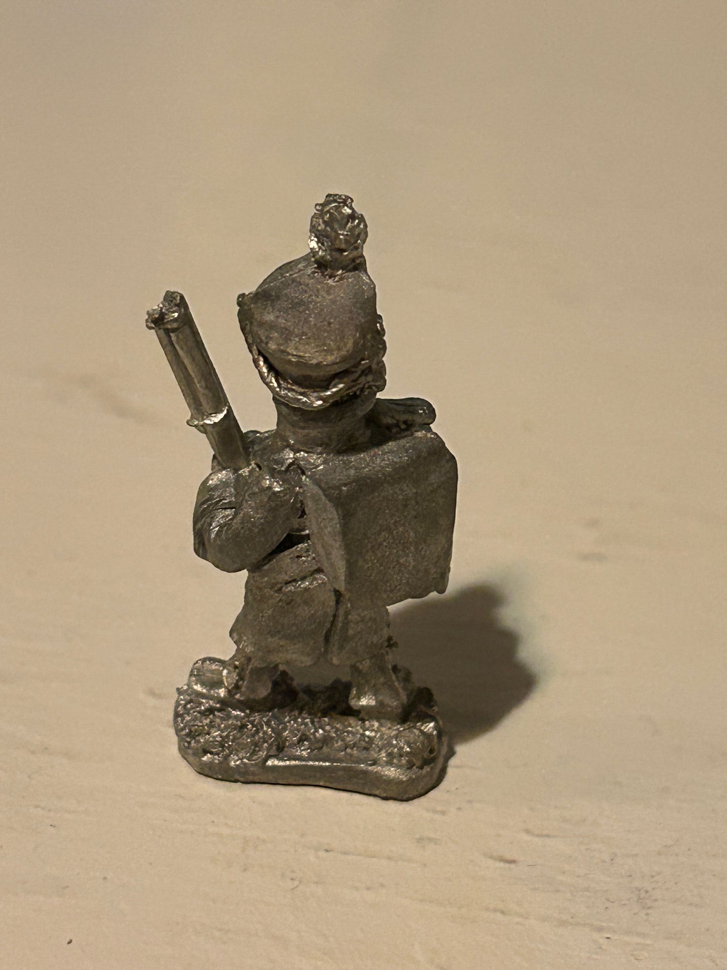 Alternative armies flintloque or slaughter loo 5002 Fresh zombie (missing bayonet)