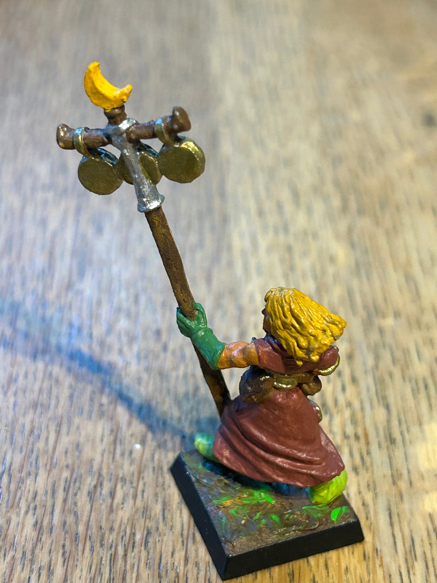 Citadel Warhammer Wood Elves moonstandard standard bearer Elf Command GW