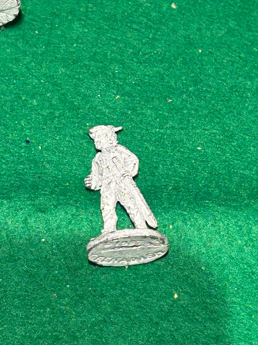 Grenadier Julie Guthrie personalities half elf thief fighter