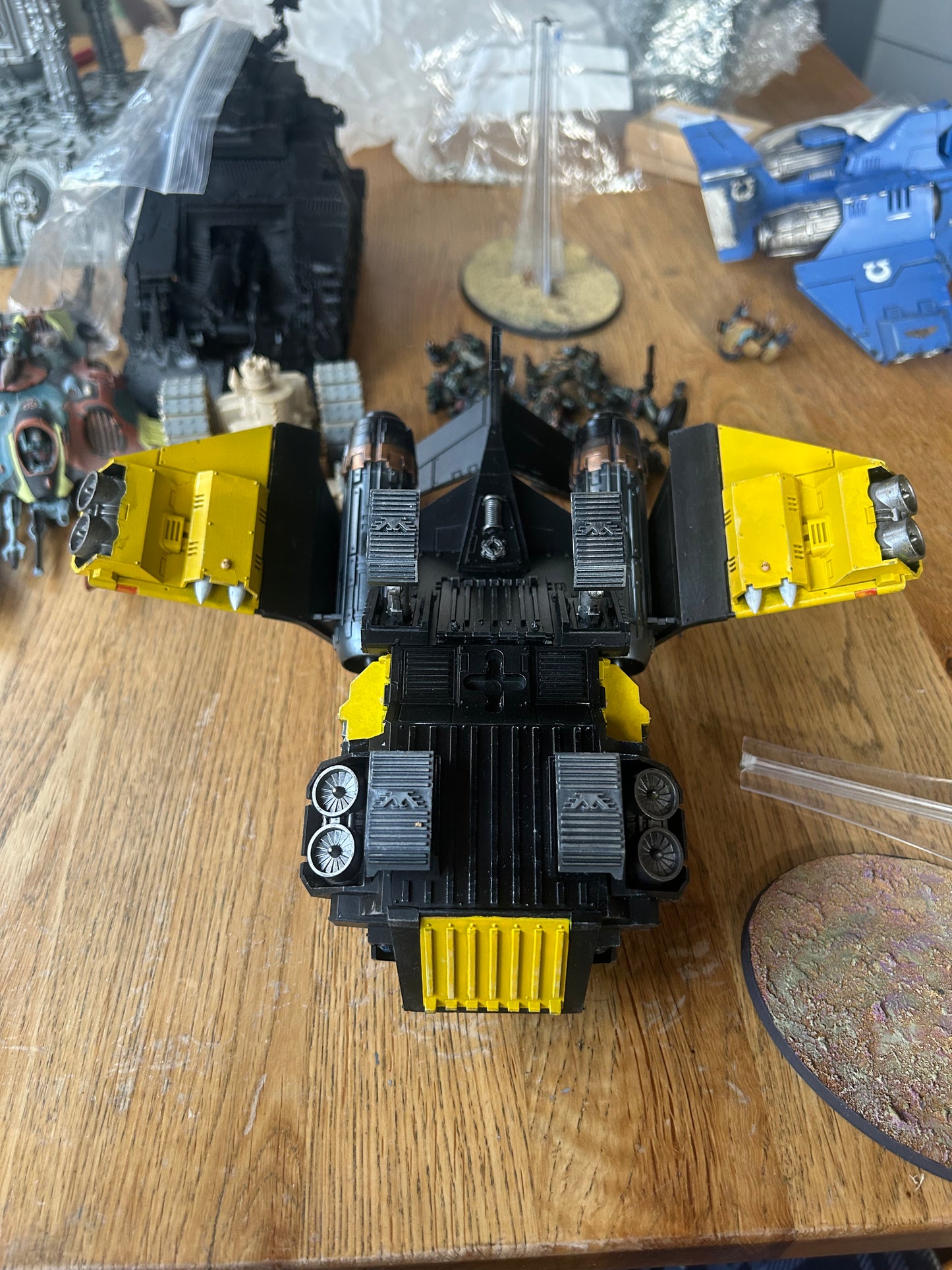 Warhammer 40k storm raven gunship space marines (needs a bit of a clean as it’s dusty)