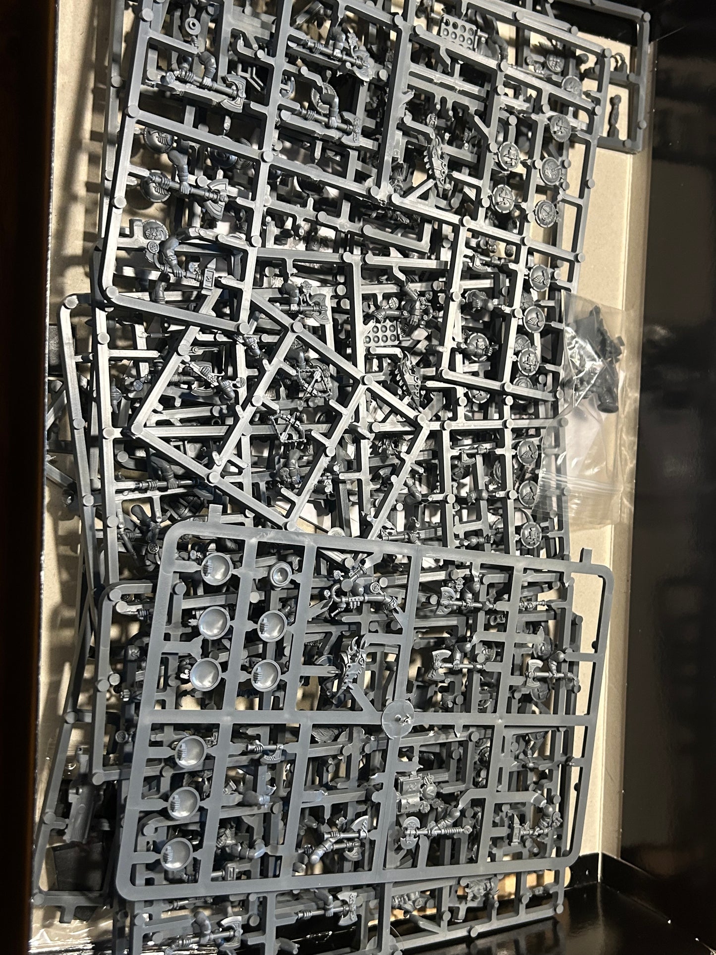 Warhammer fantasy dwarf battle line box with spare bits (no complete models, just lots of spare weapons, shields, bits that weren’t used when constructing the army)