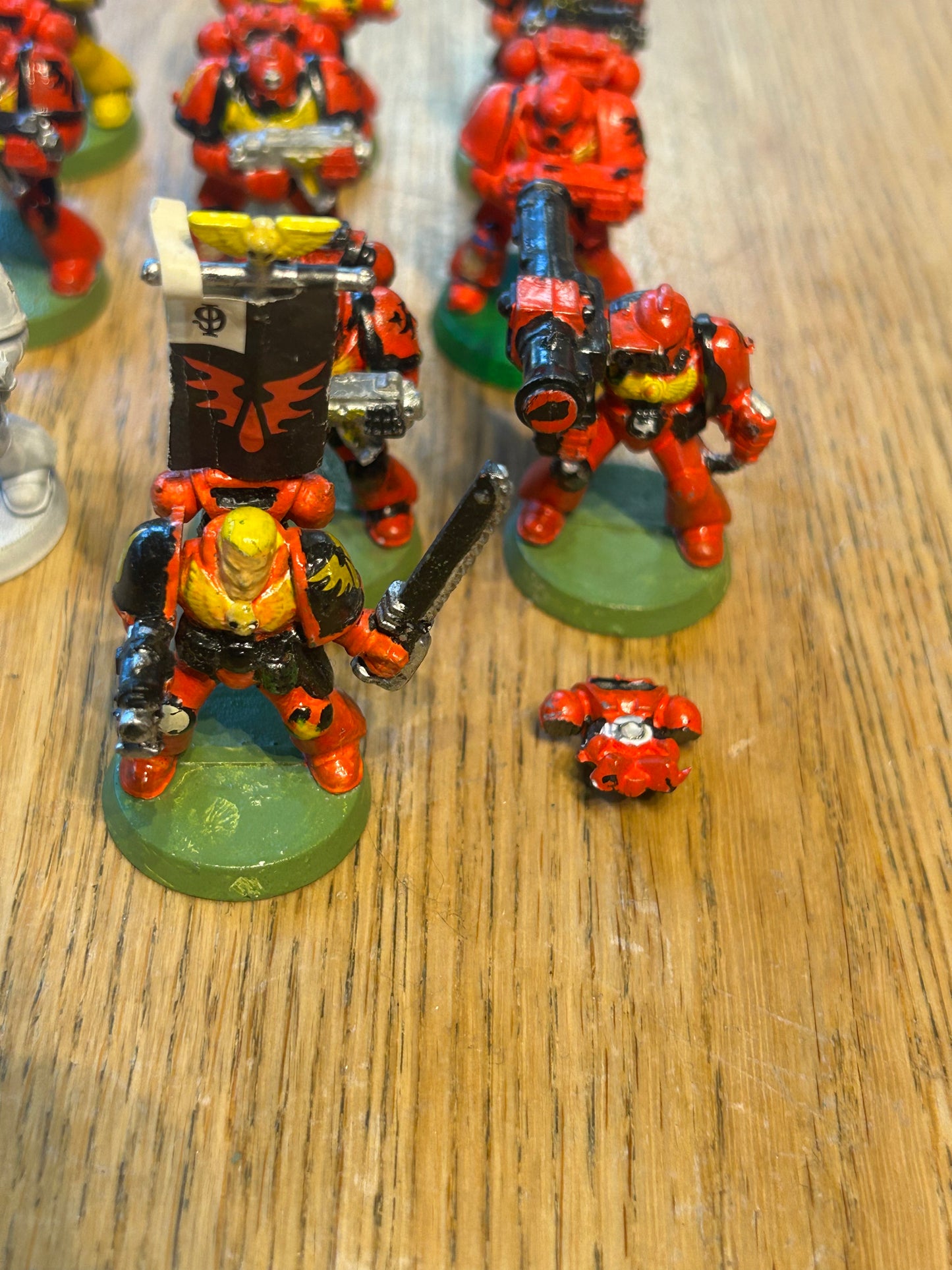 Warhammer 40k space marine plastic tactical squad (missing one backpack)